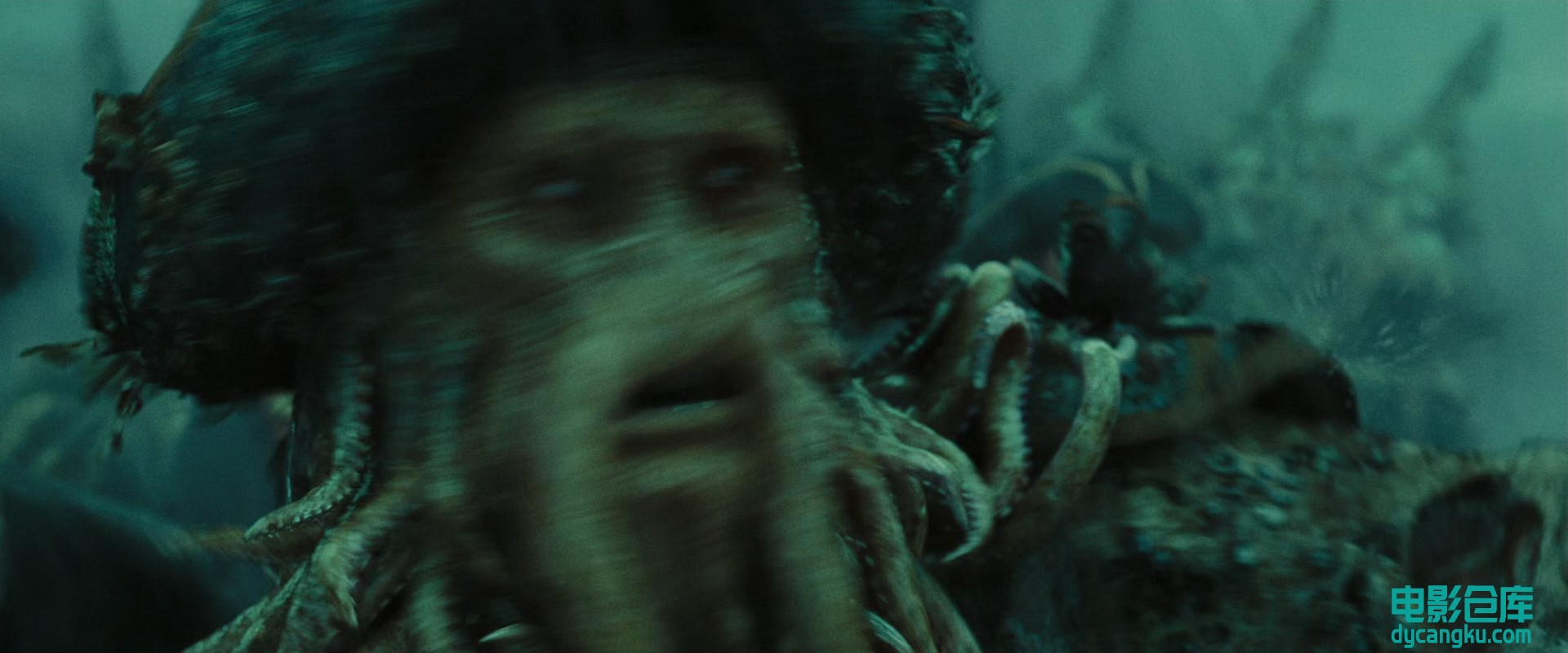 [电影仓库dycangku.com]Pirates.of.the.Caribbean.At.World's.End.2007.BluRay.1.jpg