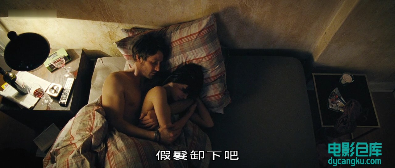9顶假发的女孩.720p.BD中字[31啦导航www.31la.com].mkv_snapshot_01.02.55.650.jpg