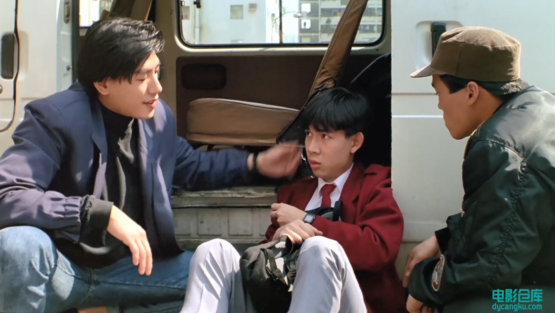 我在黑社会的日子.1080p.国粤双语.BD中字[电影仓库dycangku.com].mp4_snapshot_00.32.53.893.jpg
