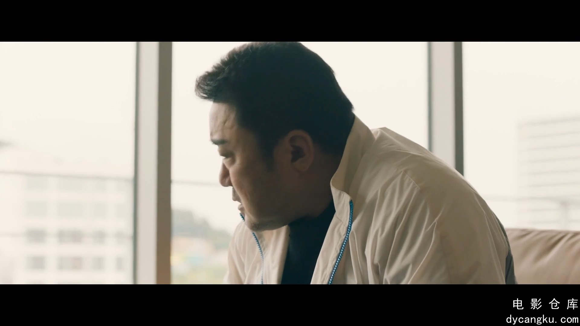 [电影仓库dycangku.com]犯罪都市3.1080p.HD中字.mp4_snapshot_01.12.21.544.jpg