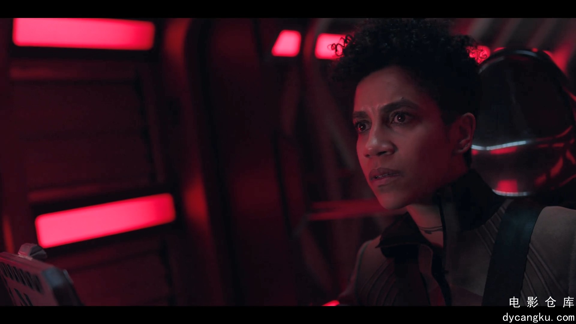 [电影仓库dycangku.com]无垠的太空.E无垠的太空.The.expanse.S06E01.Azure.Dragon.108.jpg