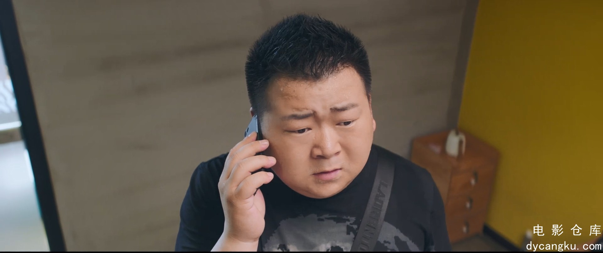 [电影仓库dycangku.com]决战发财日.1080p.HD国语中字无水印.mp4_snapshot_00.27.37.310.jpg