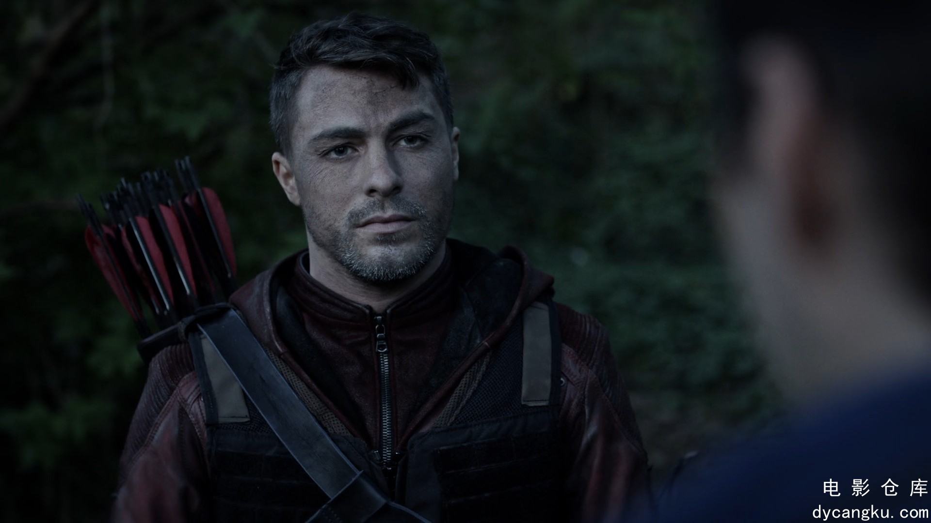 [电影仓库dycangku.com] Arrow.S07E02.Longbow.Hunters.1080p.NF.WEB-DL.DDP.5.1.H.26.jpg