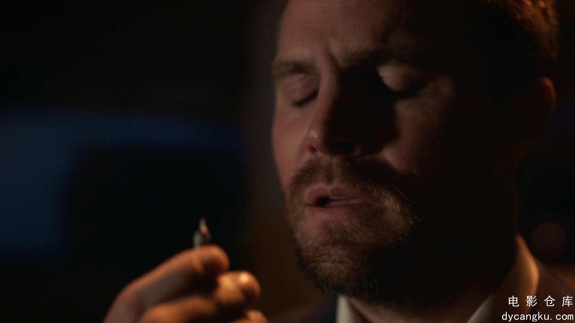 [电影仓库dycangku.com] Arrow.S08E01.Starling.City.1080p.NF.WEB-DL.DDP.5.1.H.264..jpg