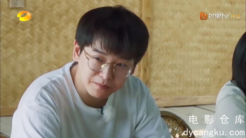 [电影仓库dycangku.com]05.08期.mp4_snapshot_00.16.00.951.jpg