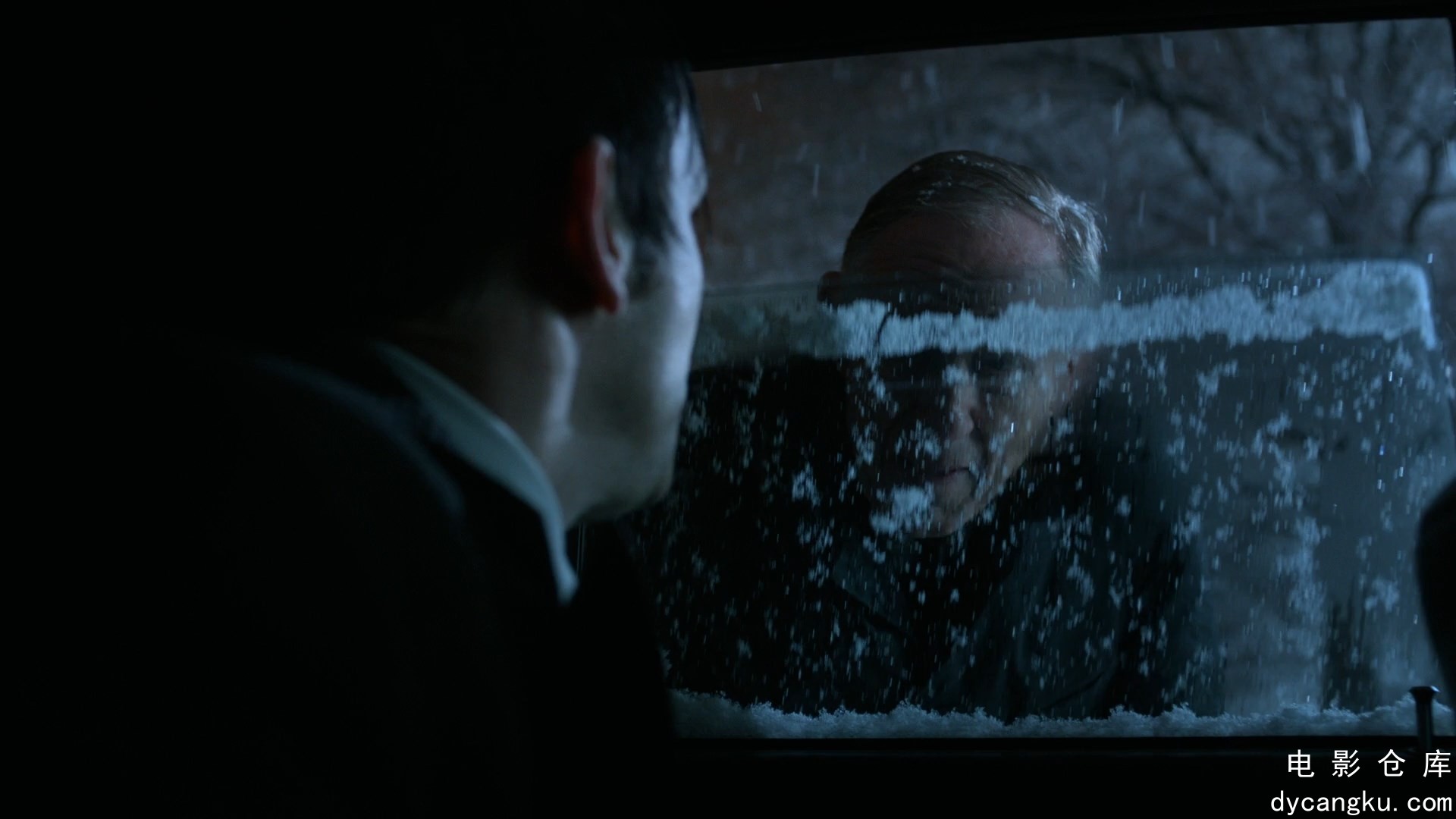 [电影仓库dycangku.com]gotham.s01e18.1080p.bluray.x264-rovers.mkv_snapshot_26.53.806.jpg