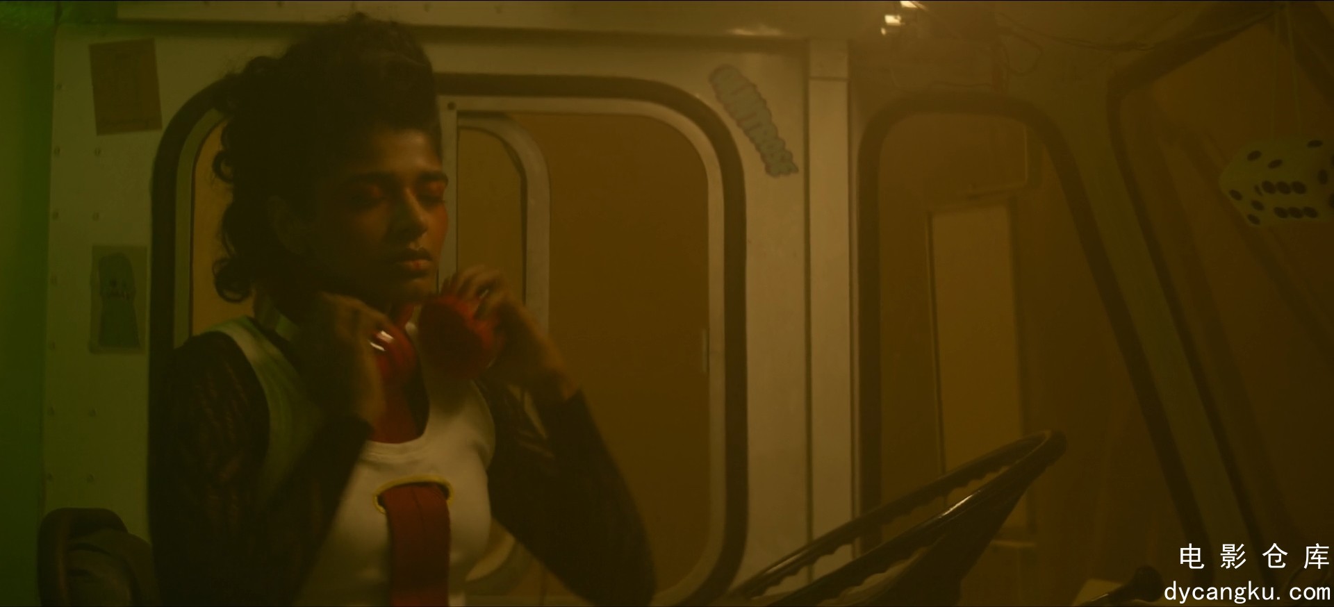 [电影仓库dycangku.com]Doom.Patrol.S03E05.Dada.Patrol.1080p.Max.WEB-DL.DDP.5.1.At.jpg