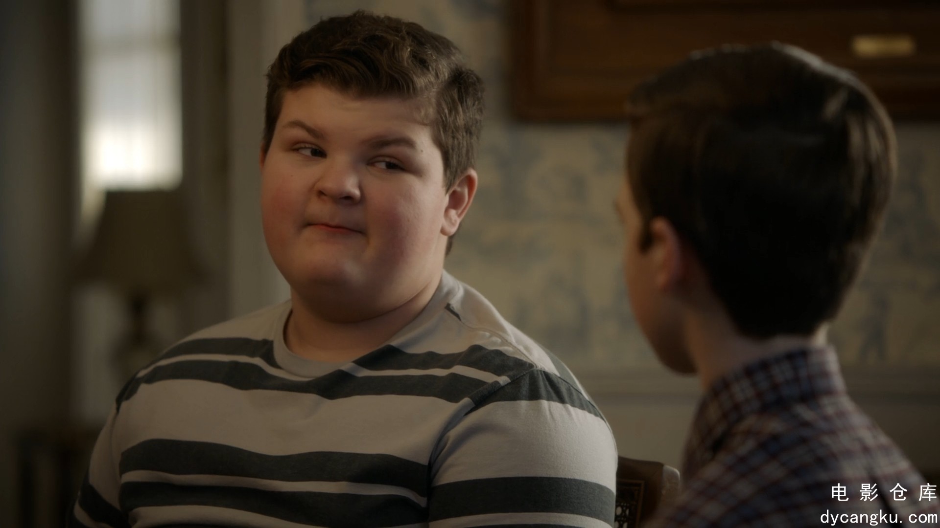 [电影仓库dycangku.com]Young.Sheldon.S04E09.Crappy.Frozen.Ice.Cream.and.an.Organ..jpg
