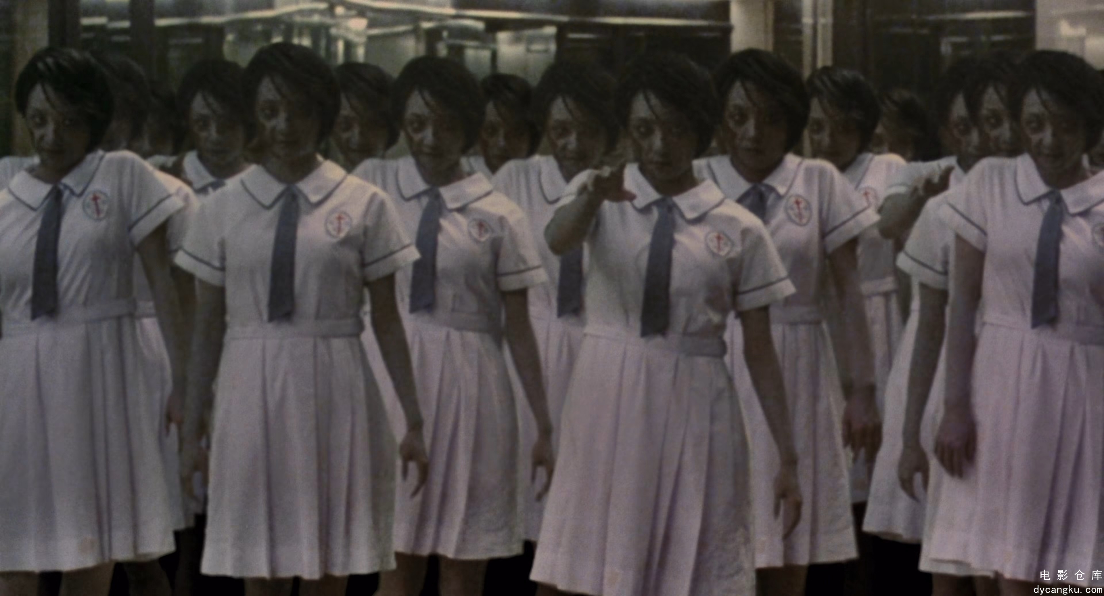 异度空间.2002.2160P.mkv_snapshot_01.25.54.972.jpg