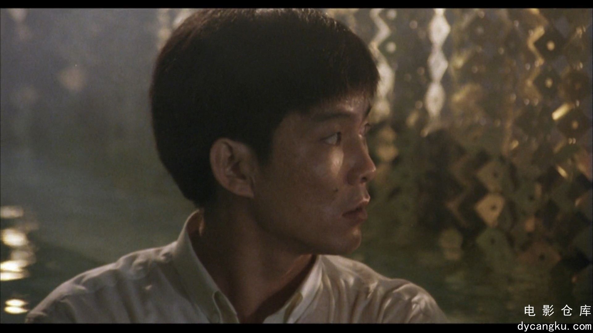 [电影仓库dycangku.com] 乱世儿女 (1990) 1080p AAC.mkv_snapshot_00.49.25.764.jpg