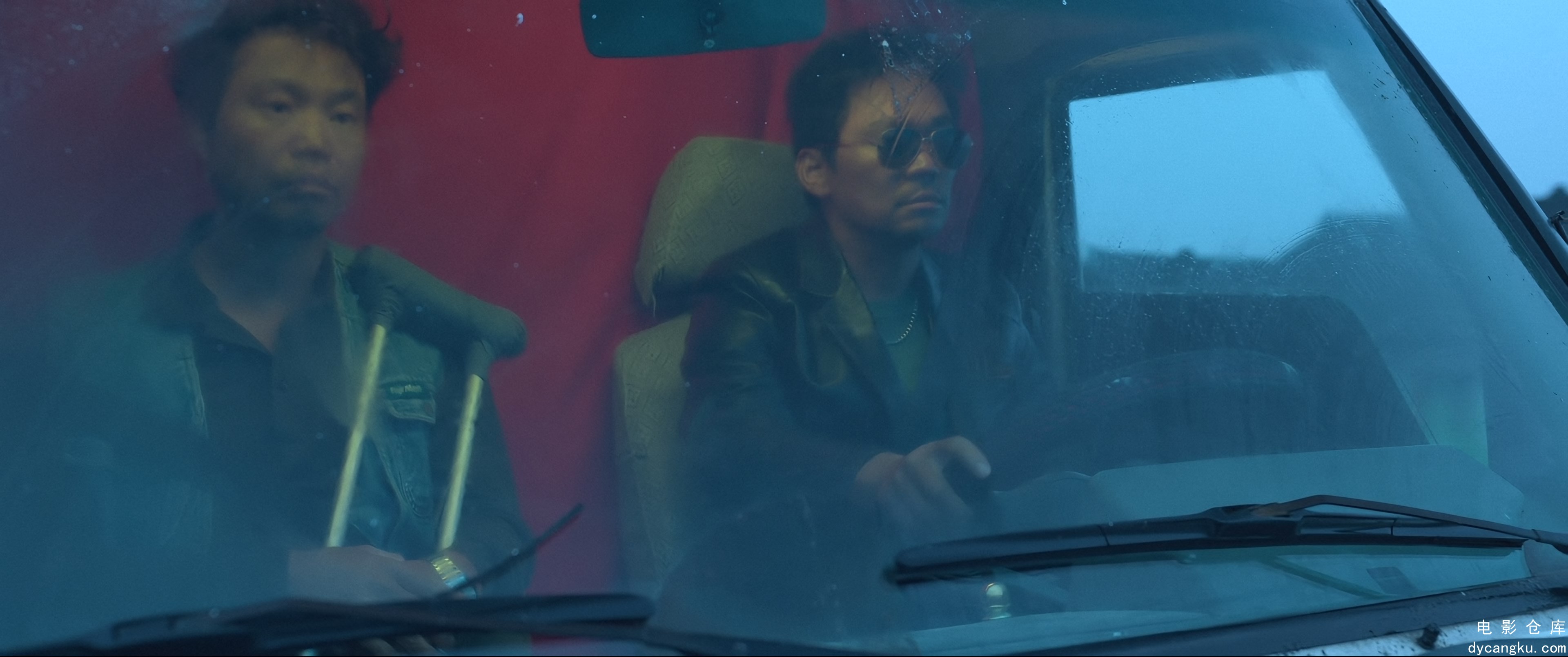 [电影仓库dycangku.com]八角笼中.Never.Say.Never.2023.60FPS.2160p.WEB-DL.H265.10bi.jpg