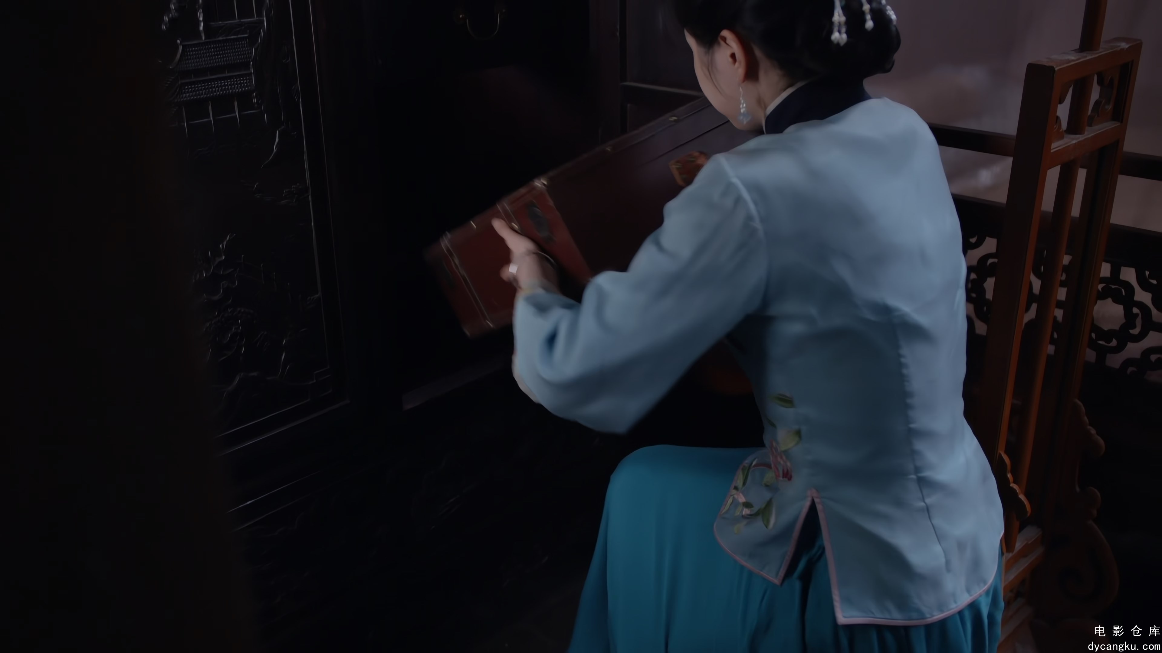 [电影仓库dycangku.com]步步为陷.2160P.E14.mp4_snapshot_05.00.497.jpg