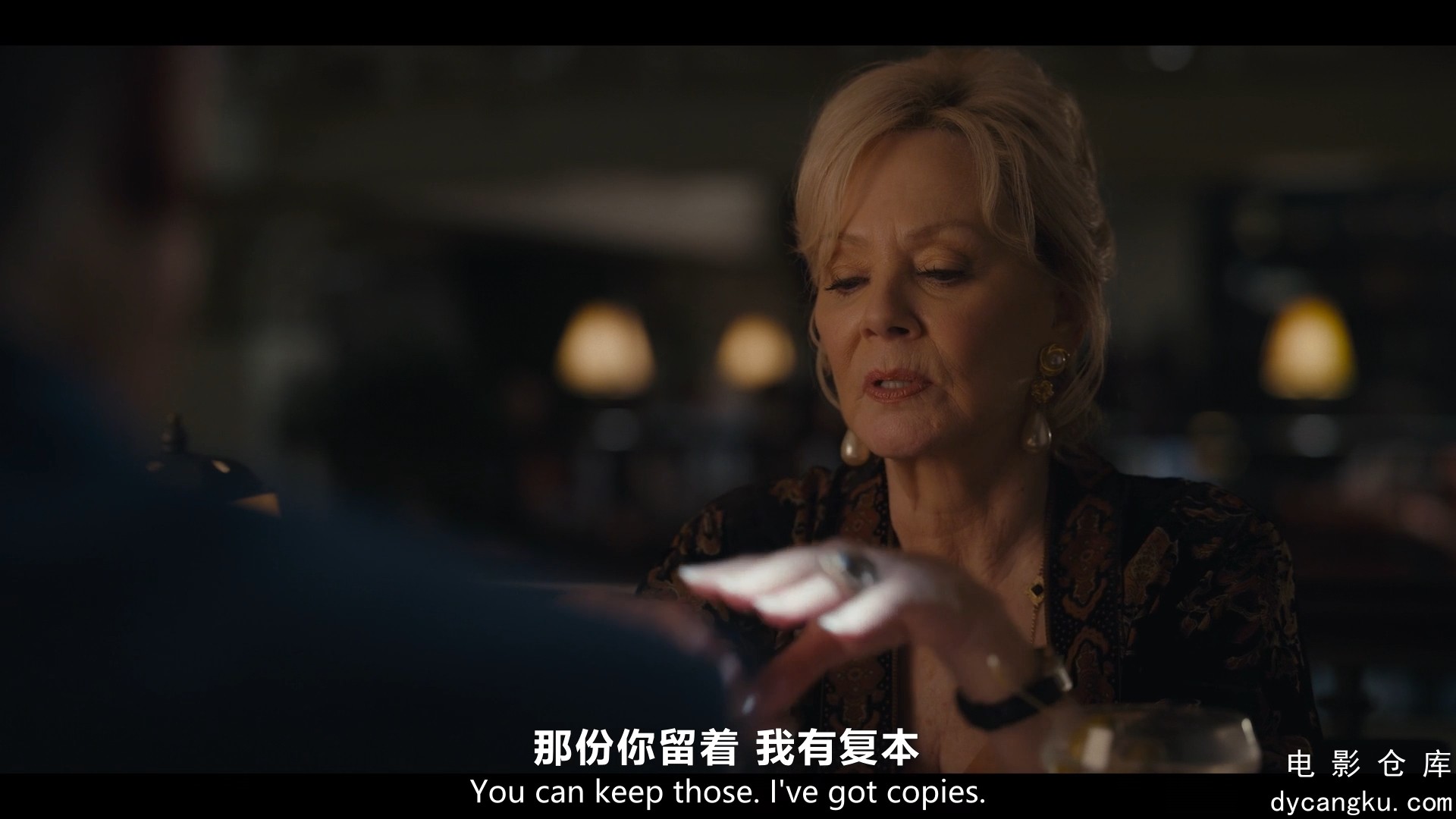 [电影仓库dycangku.com]绝望写手.Hacks.S01E05.1080P.顶风译制组.mp4_snapshot_06.06.491.jpg