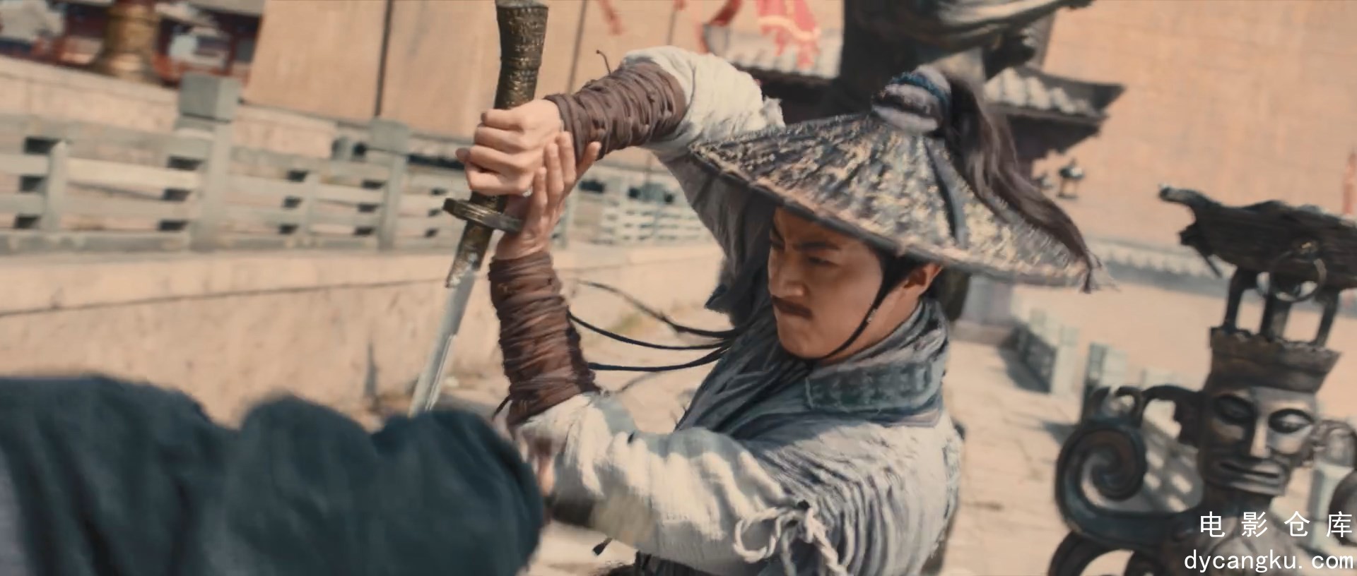 [电影仓库dycangku.com]白发魔女外传.2020.1080P.mp4_snapshot_01.10.23.430.jpg