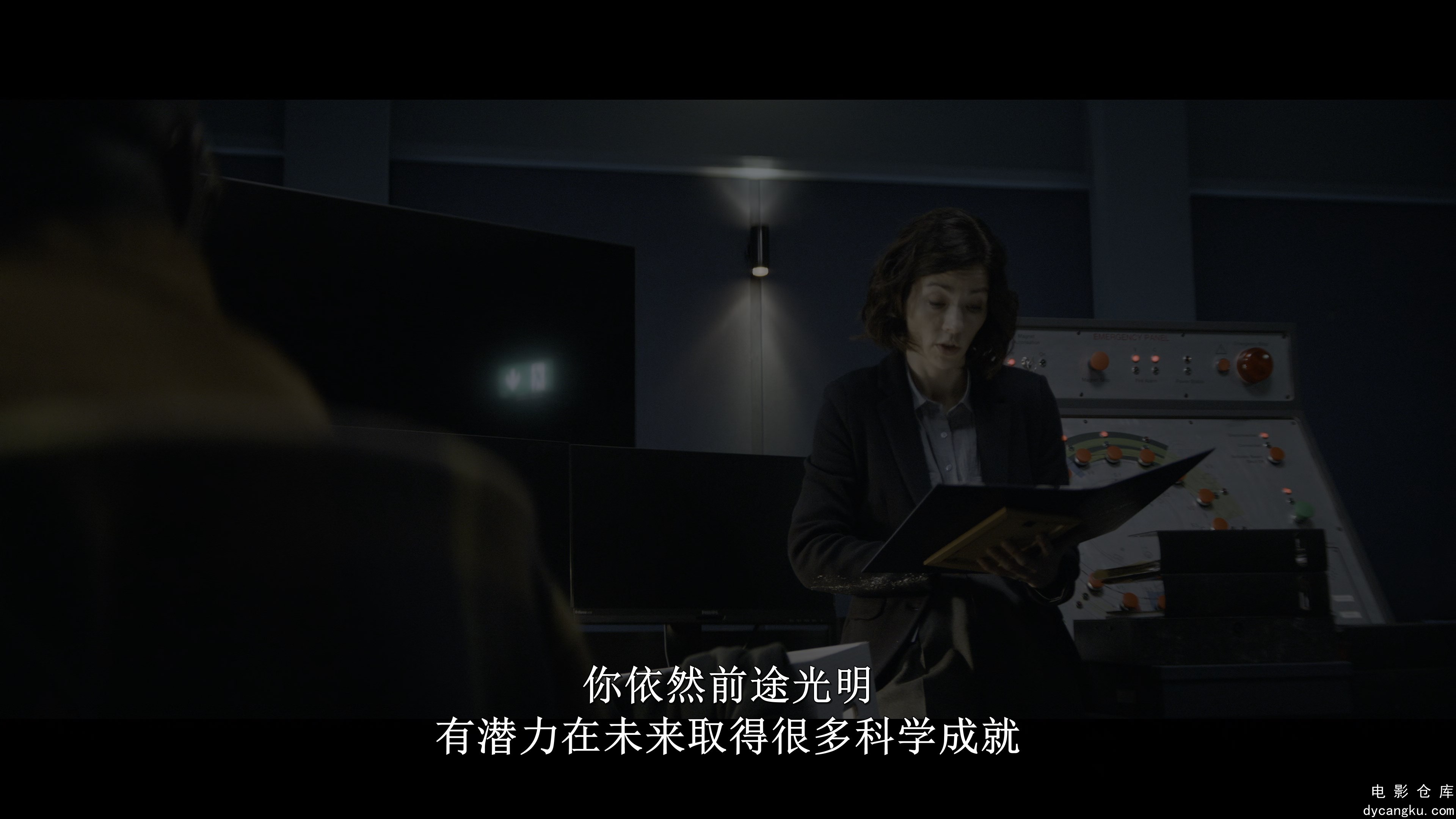 [电影仓库dycangku.com]3.Body.Problem.S01E01.2024.2160p.NF.WEB-DL.DDP5.1.Atmos.DV.jpg