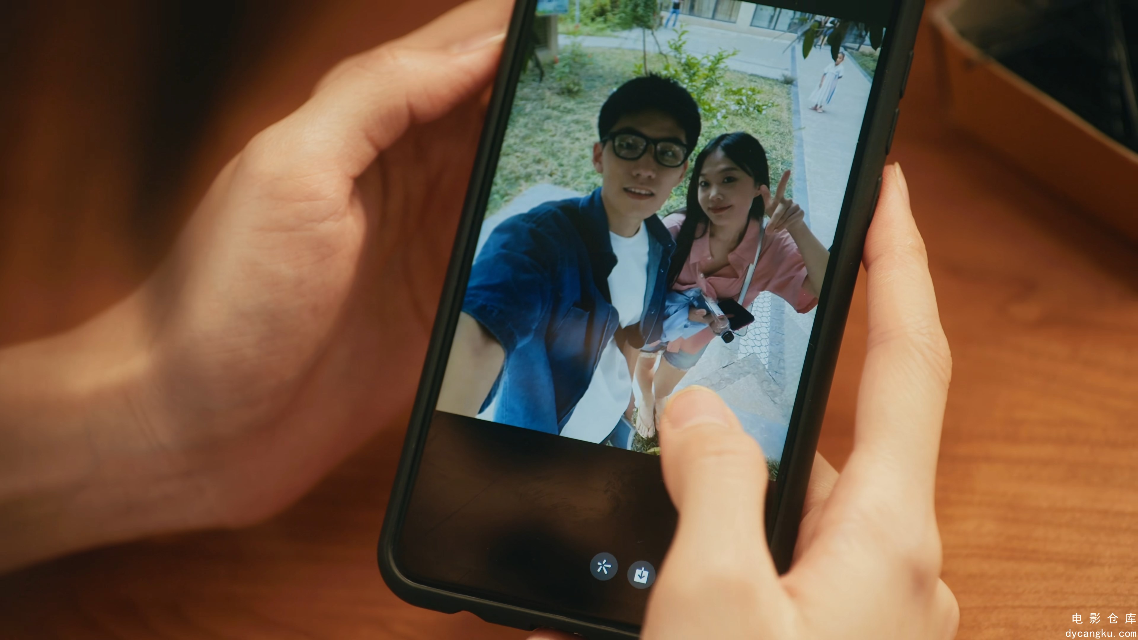 [电影仓库dycangku.com]Drunk.To.Love.You.S01E11.2024.2160p.WEB-DL.H265.AAC.mp4_sn.jpg