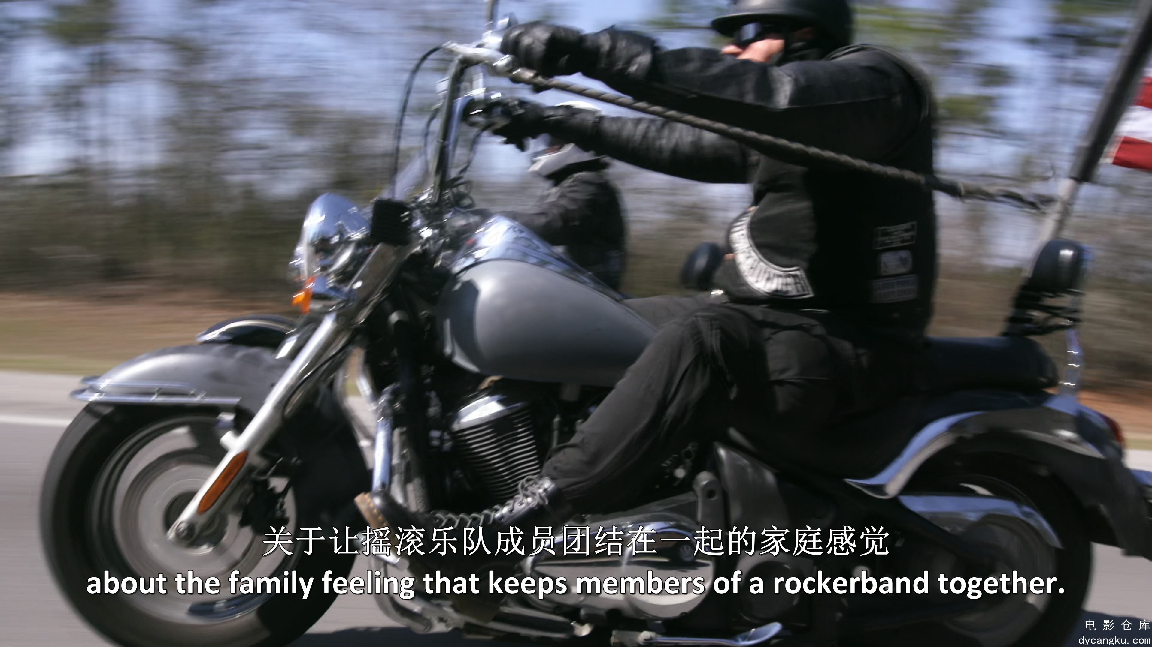 [电影仓库dycangku.com]Leaving.Tracks.2021.SDR.2160p.WEB-DL.DD5.1.H.264.mkv_snaps.jpg
