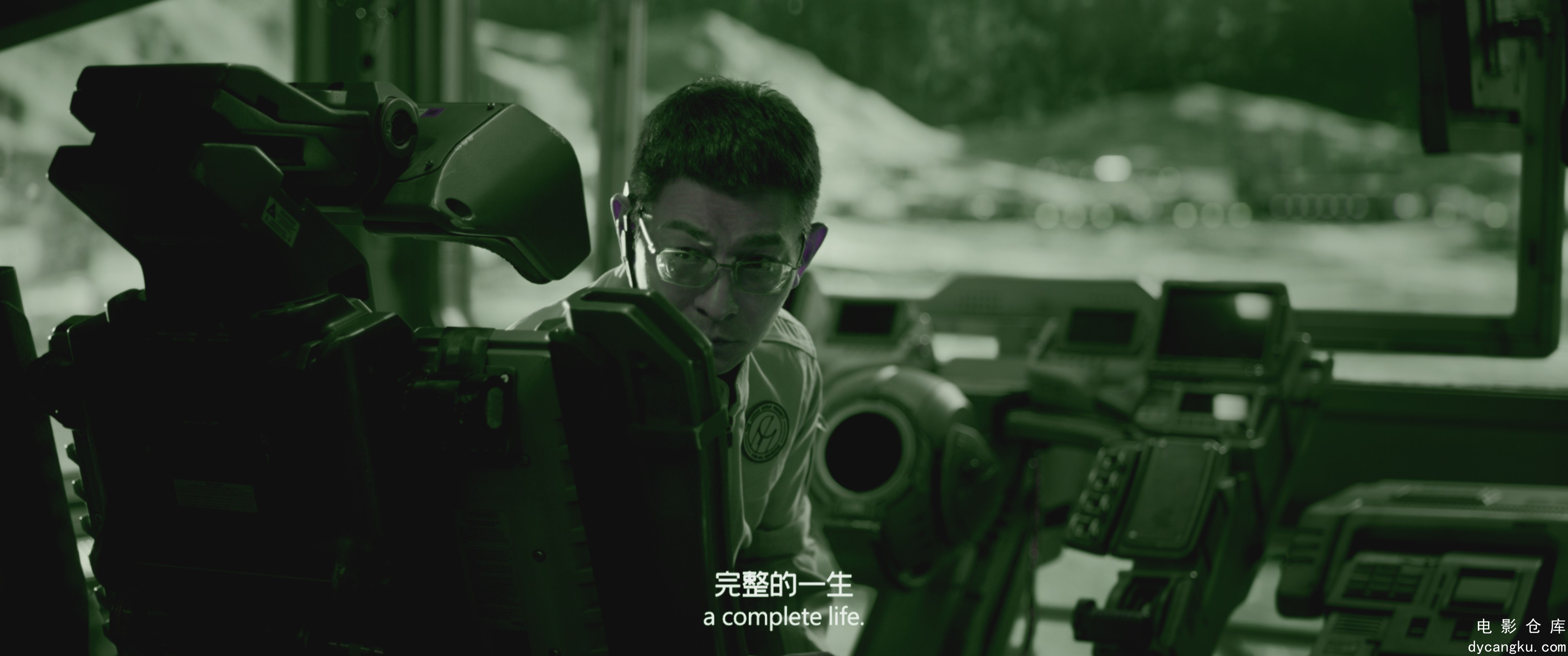 [电影仓库dycangku.com]流浪地球2.The.Wandering.Earth.Ⅱ.2023.V3.2160p.WEB-DL.H265.jpg