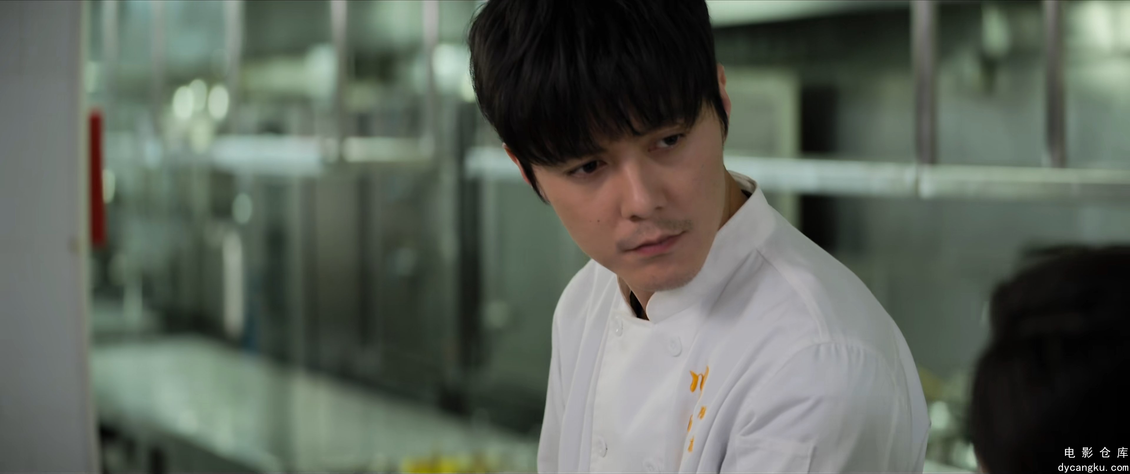 [电影仓库dycangku.com]Fry.me.to.the.moon.S01E01.2024.2160p.WEB-DL.H265.AAC.mp4_s.jpg