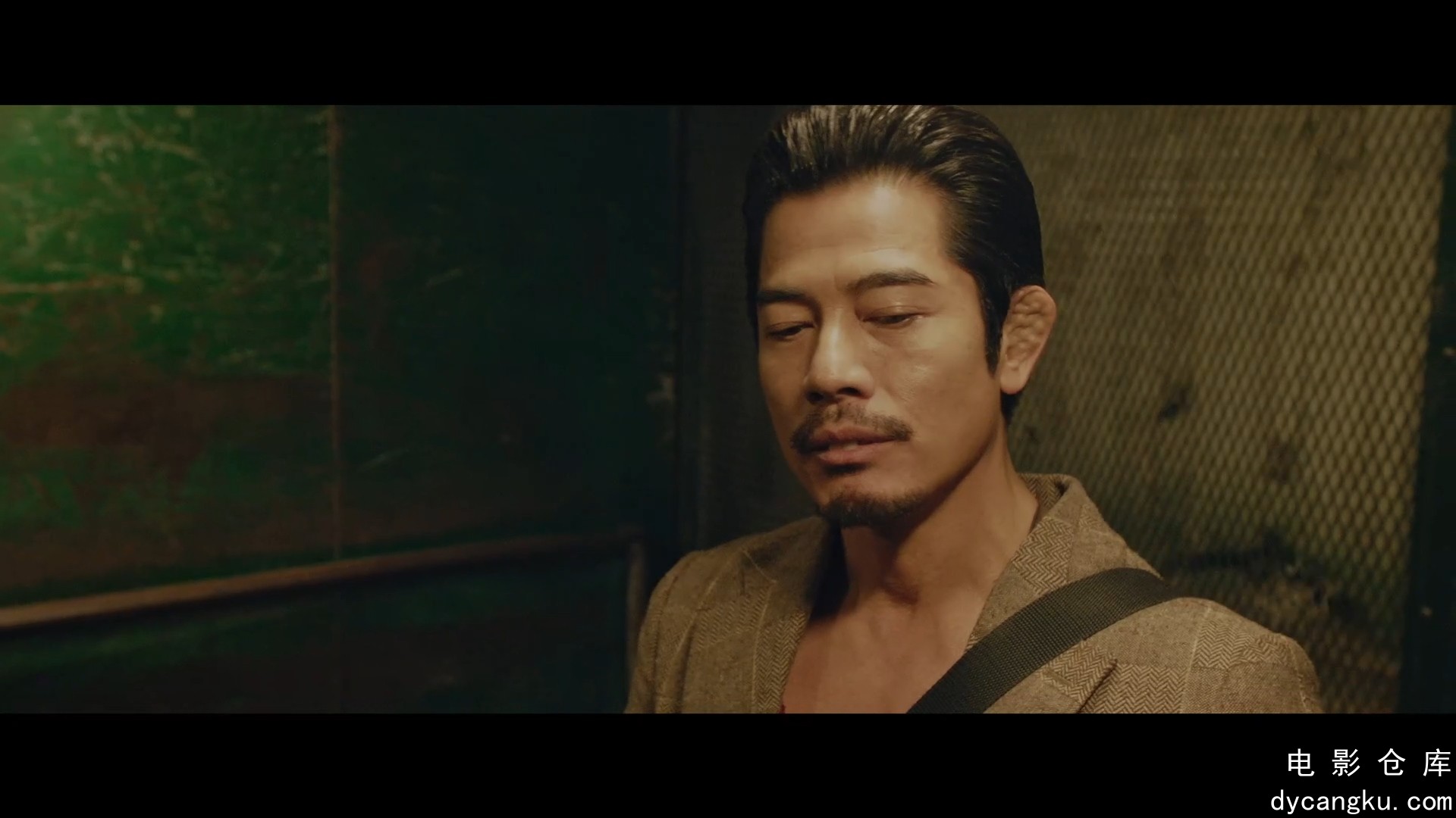 [电影仓库dycangku.com]Rob.&.Roll.2024.1080p.WEB-DL.H264.AAC.2Audio.mp4_snapshot_.jpg