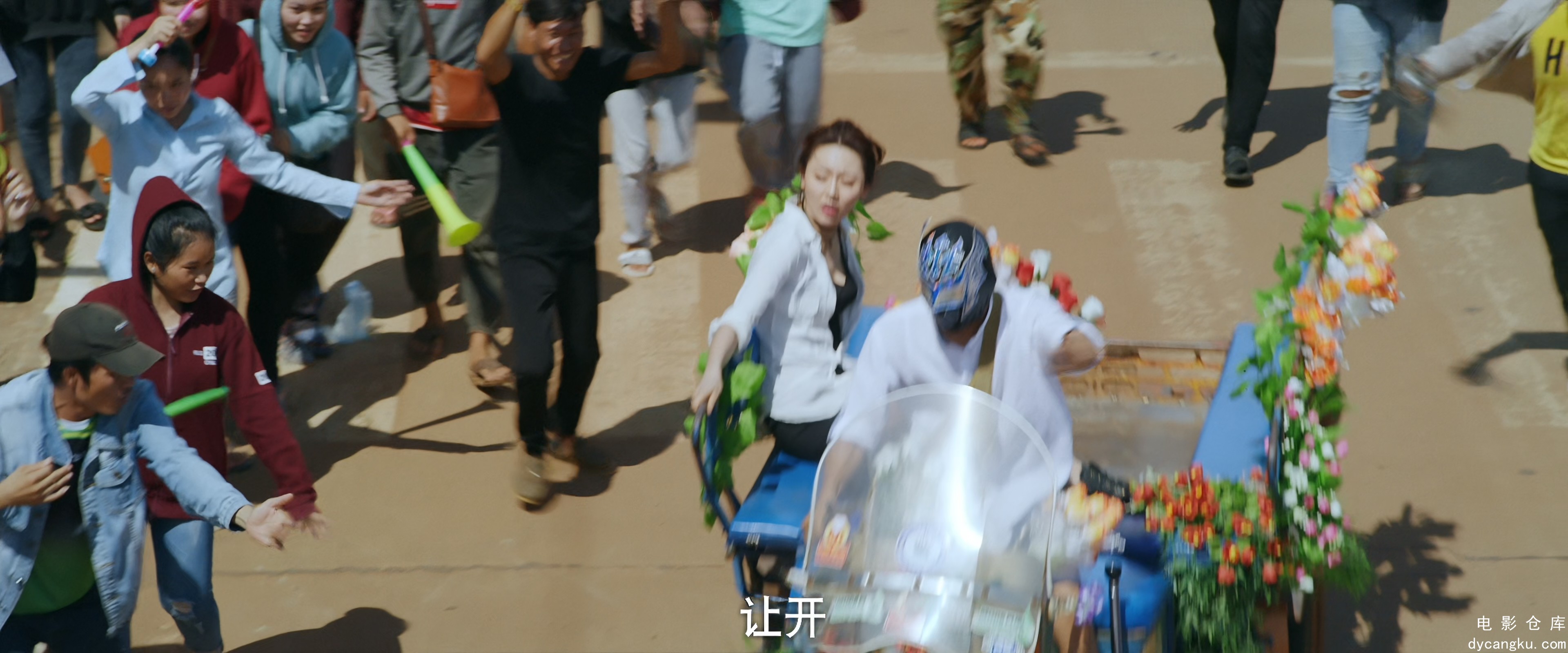 [电影仓库dycangku.com]冒牌特工.4KHQ60FPS.mkv_snapshot_00.40.56.403.jpg