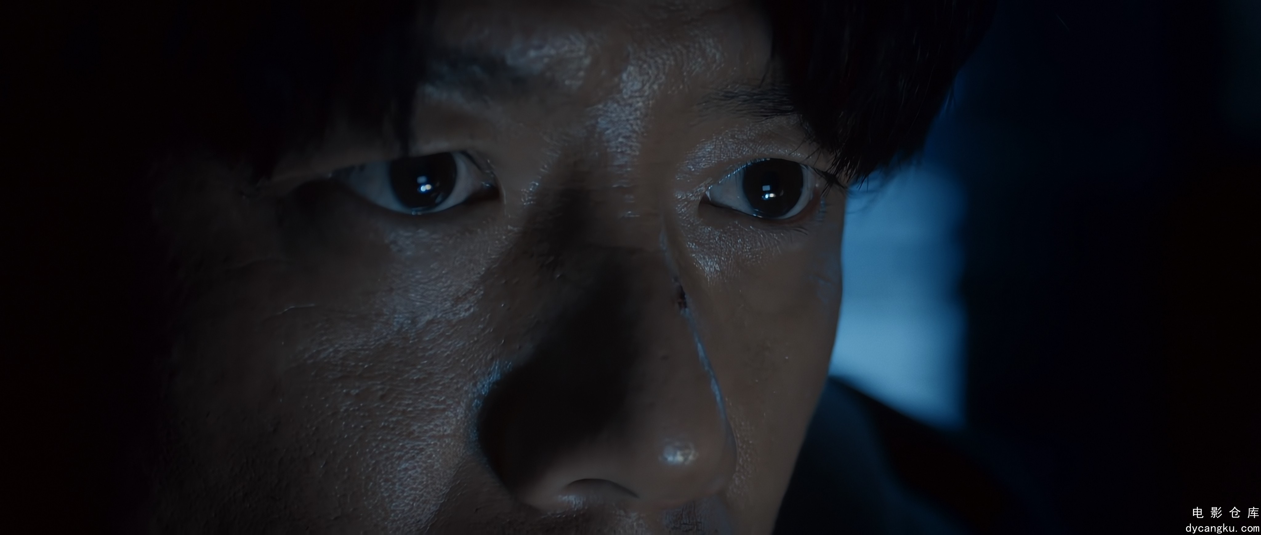 [电影仓库dycangku.com]Explosion.2017.2160p.WEB-DL.60fps.H265.10bit.DDP5.1.mkv_sn.jpg