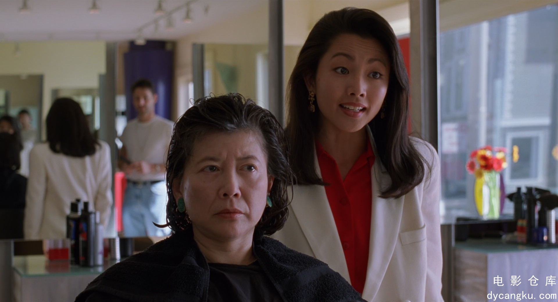 [电影仓库dycangku.com]xifuhui (1993) - 1080p.mkv_snapshot_00.46.53.881.jpg