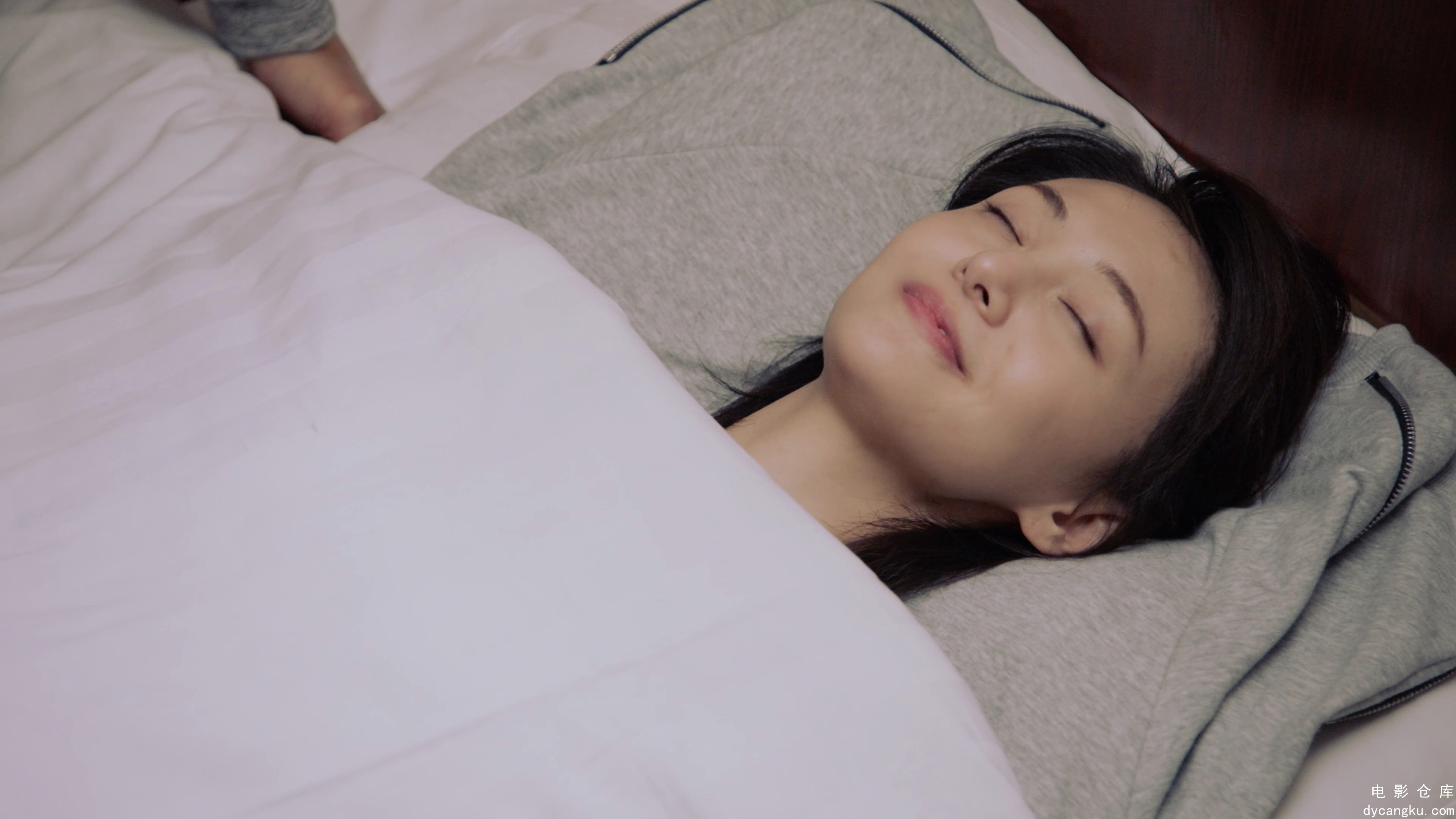[电影仓库dycangku.com]为了你我愿意热爱整个世界.My.Story.For.You.S01E26.2018.2160.jpg