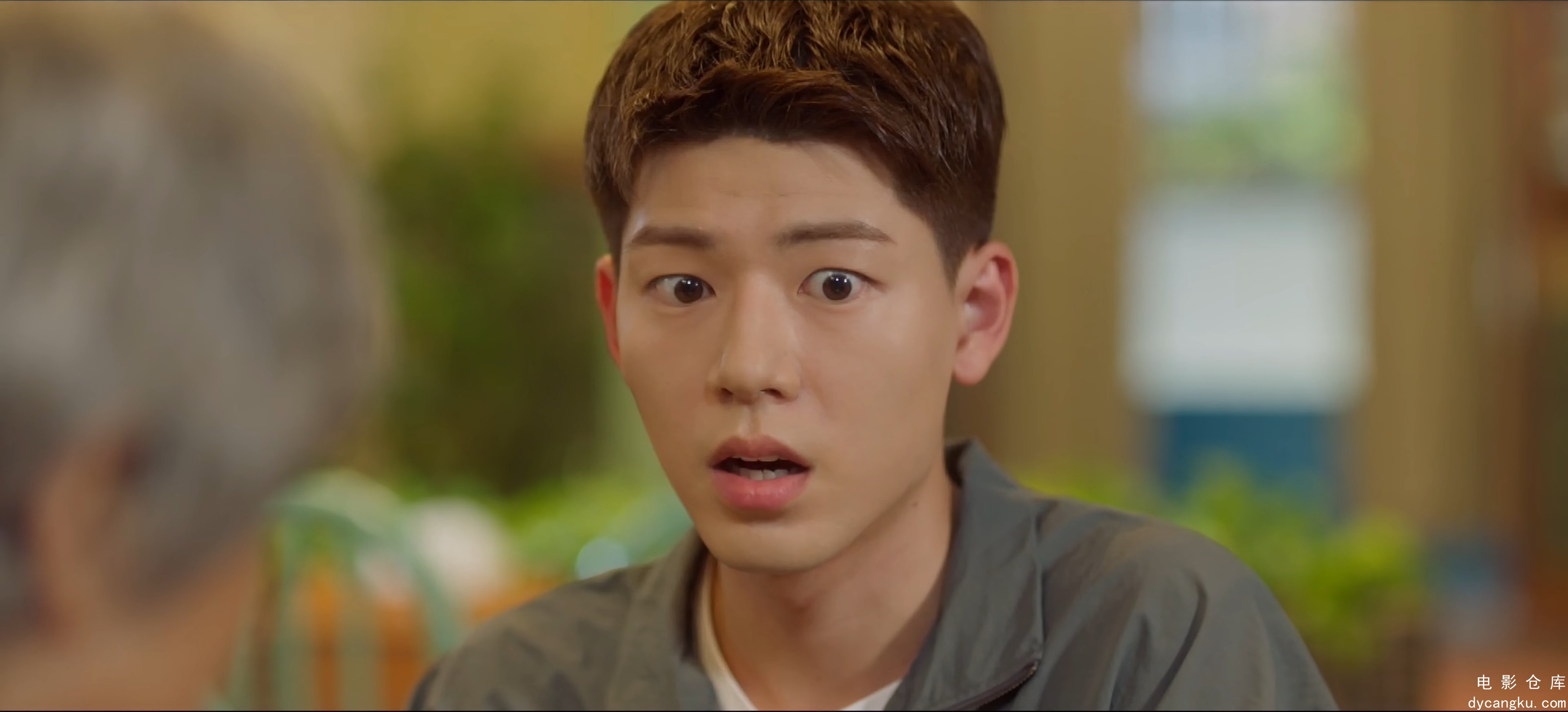 [电影仓库dycangku.com]重组家庭.Family.by.Choice.S01E16.2024.2160p.IQ.WEB-DL.DDP2.jpg