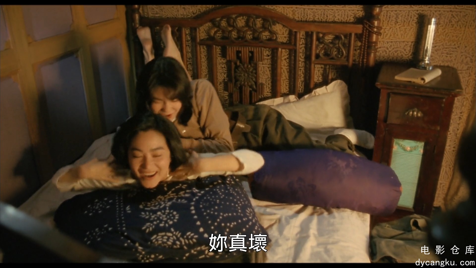 [电影仓库dycangku.com]滚滚红尘 滾滾紅塵 (1990).mp4_snapshot_00.33.36.872.jpg