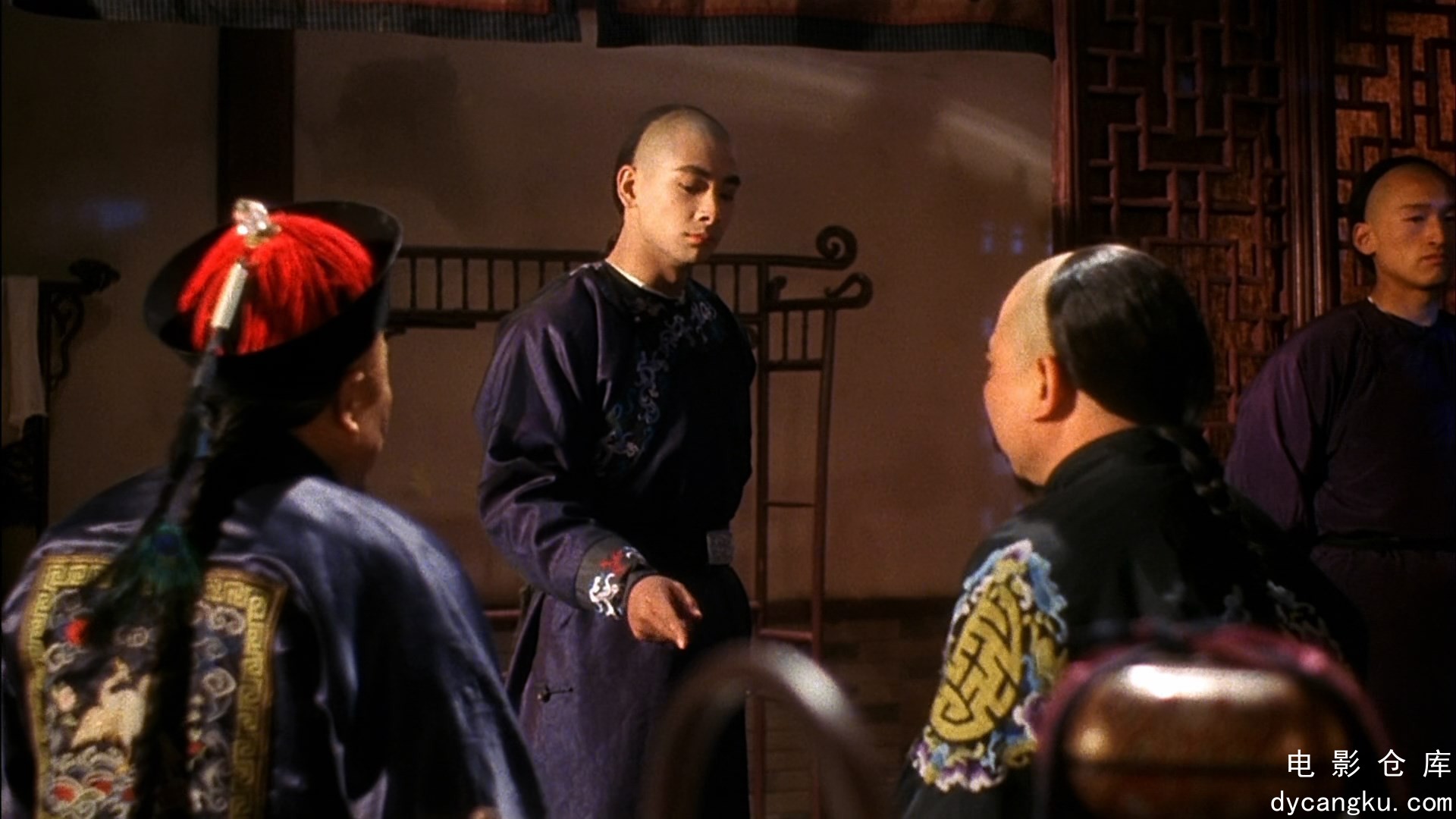 [电影仓库dycangku.com]方世玉.The.Legend.1993.BluRay.1080p.x265.10bit.3Audio.mkv_.jpg