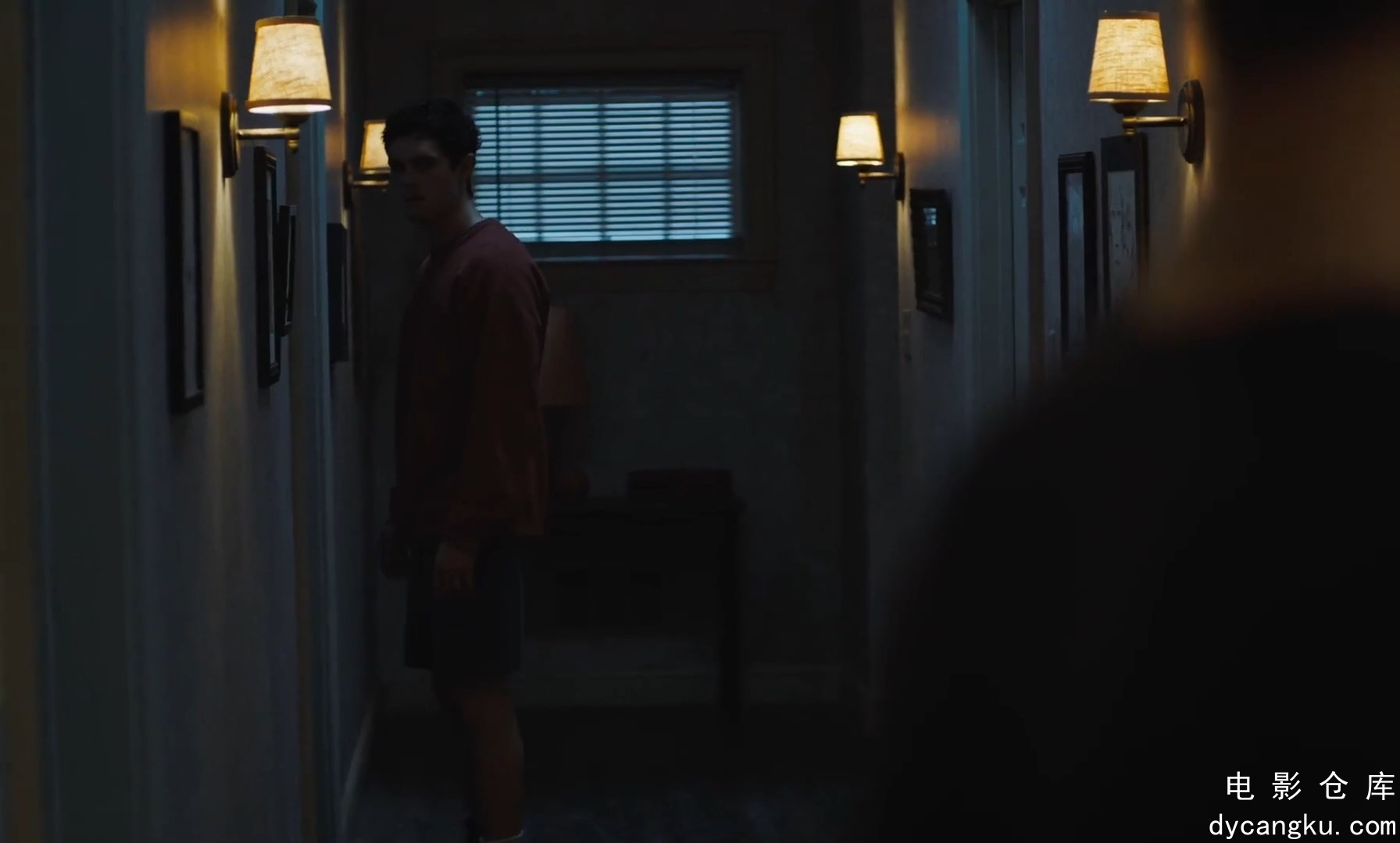[电影仓库dycangku.com]The.Shade.2023.1080p.中字.404.mp4_snapshot_00.25.37.586.jpg