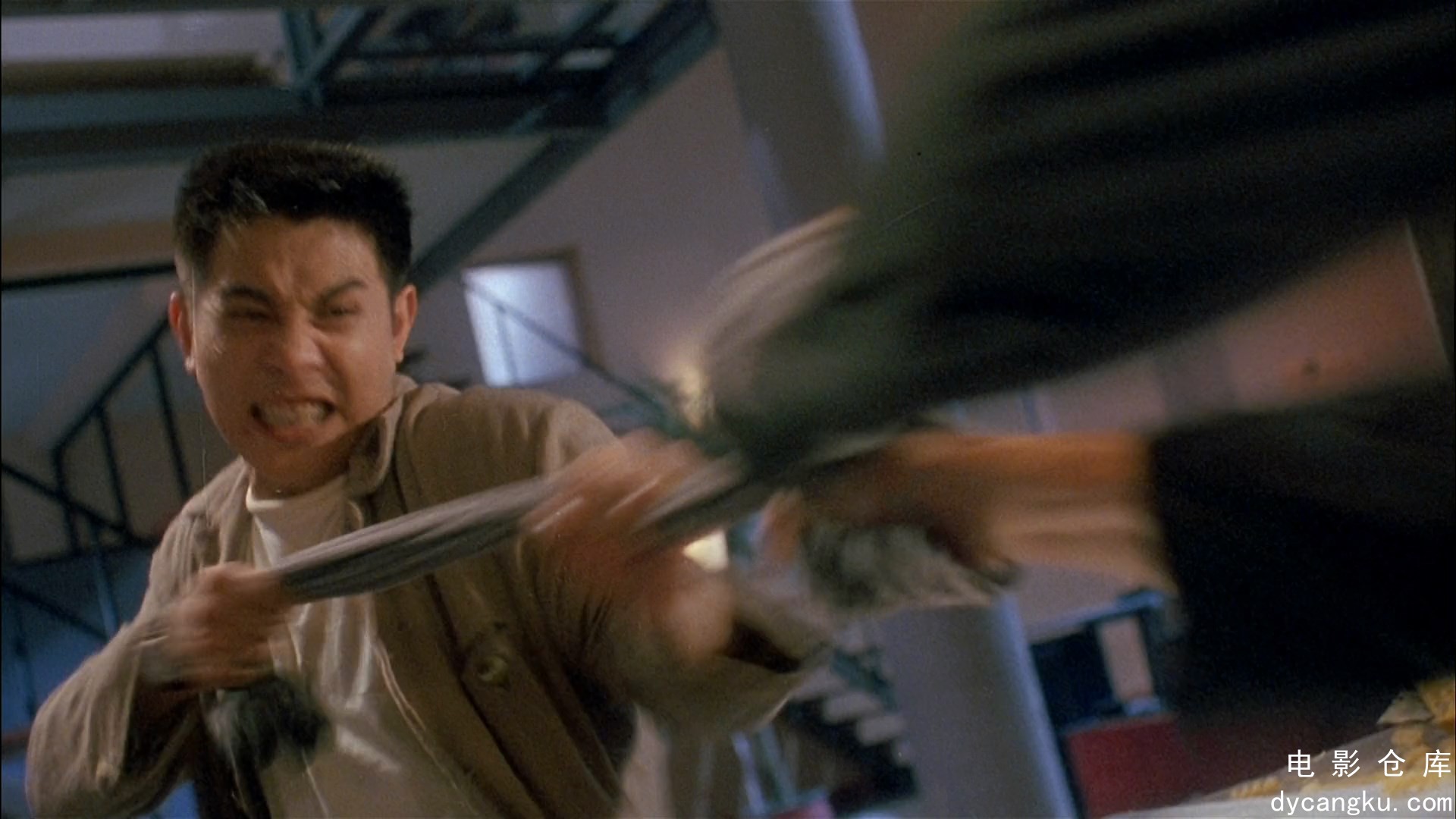[电影仓库dycangku.com]The.Bodyguard.from.Beijing.1994.mkv_snapshot_01.20.50.331.jpg