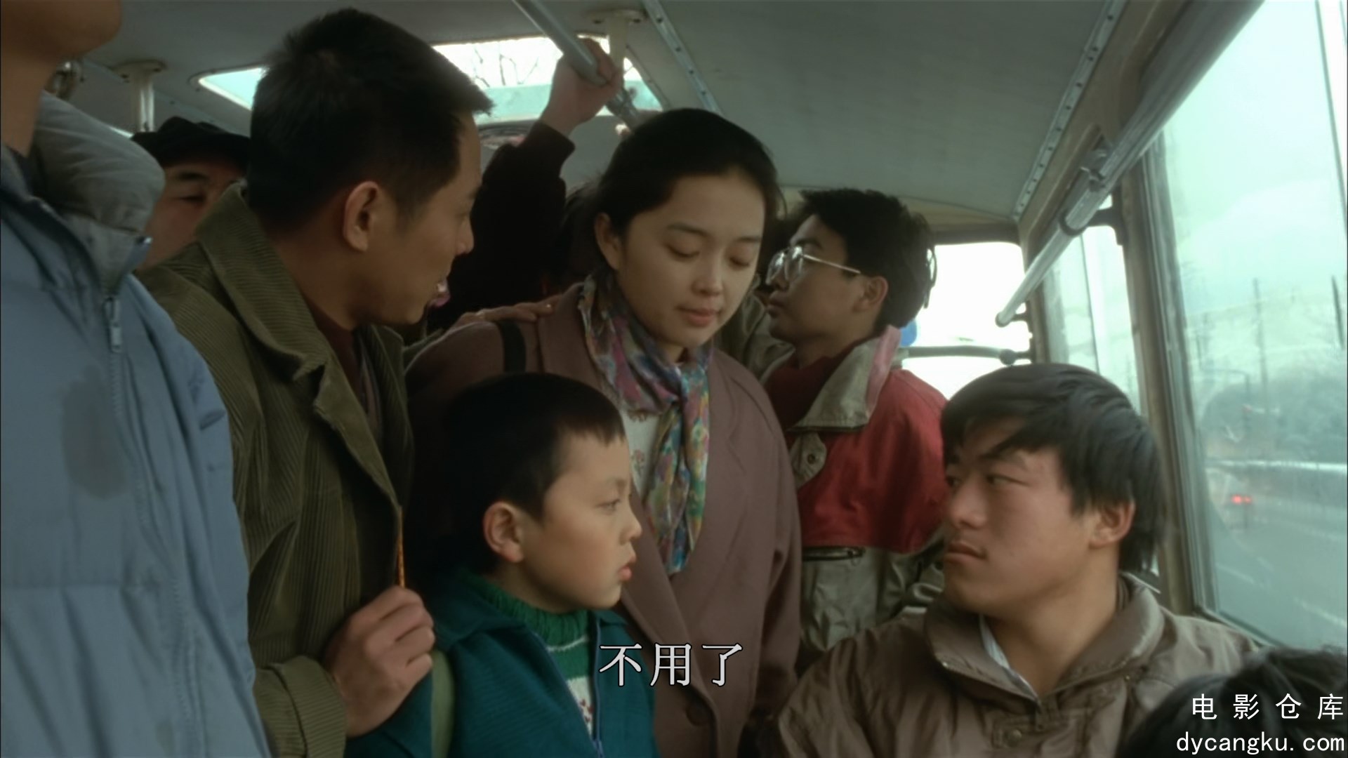 [电影仓库dycangku.com]给爸爸的信.My.Father.Is.A.Hero.1995.BluRay.1080p.x265.10bi.jpg