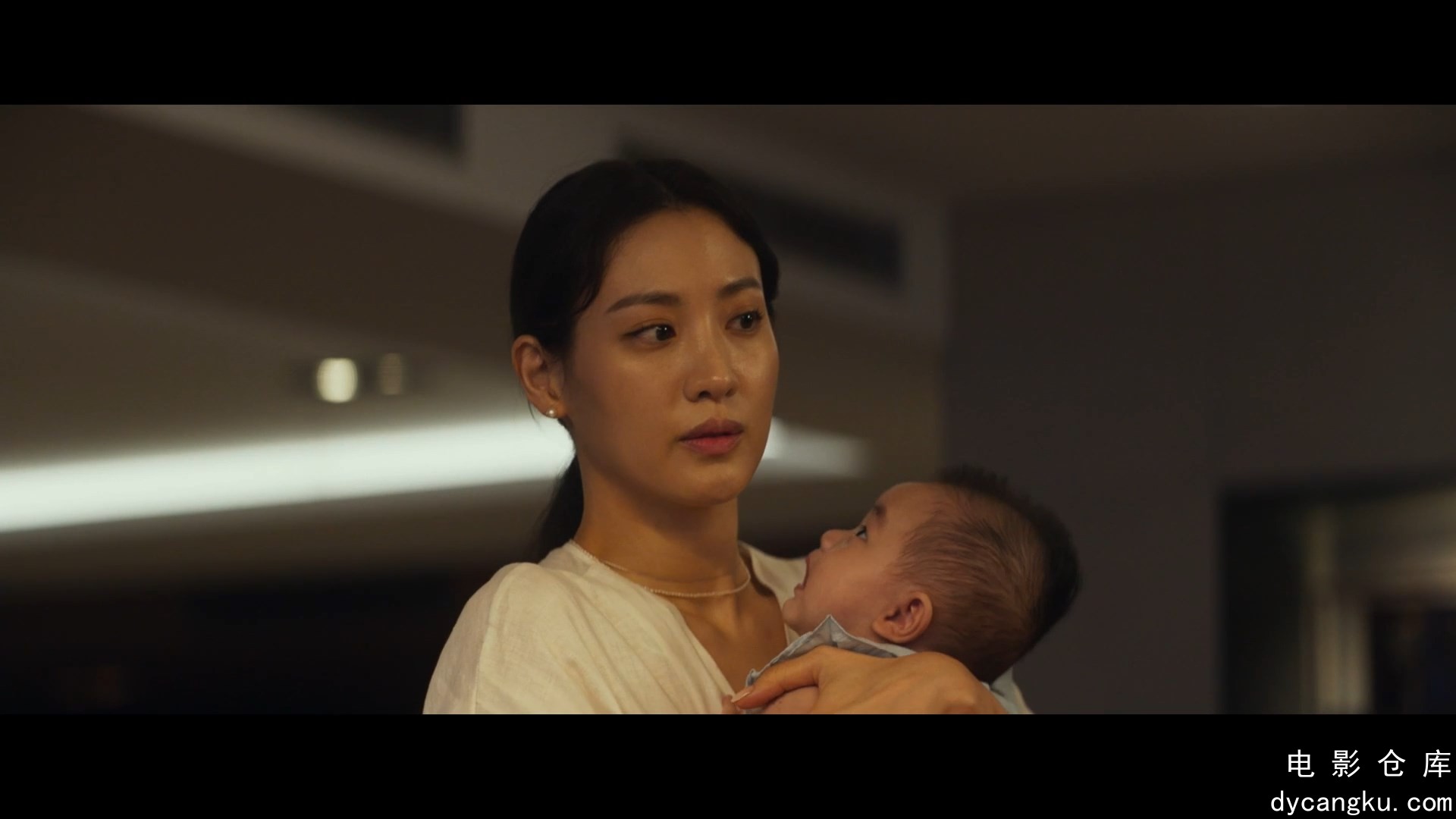 [电影仓库dycangku.com]普通家庭.A.Normal.Family.2024.1080p韩语中字.mp4_snapshot_0.jpg