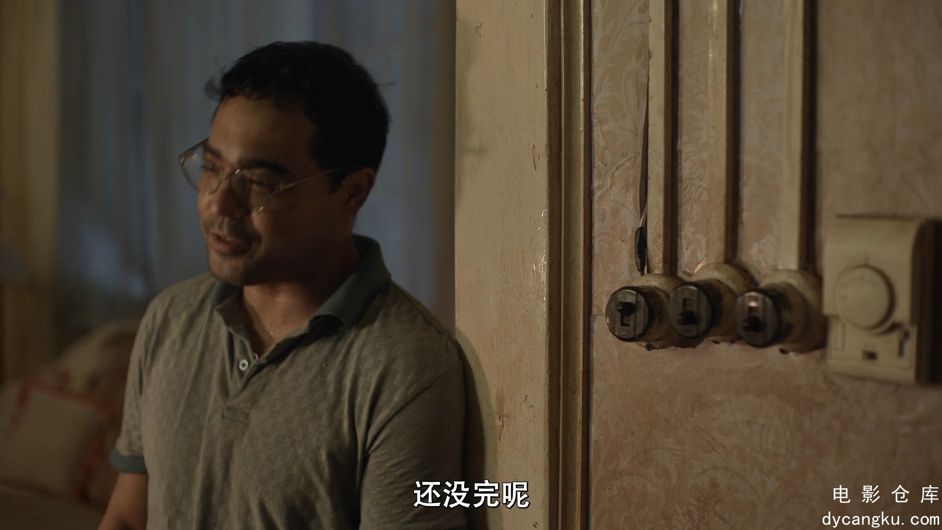 [电影仓库dycangku.com]世外逃劫.Outside.2024.1080p官方中字.mp4_snapshot_00.43.17.069.jpg