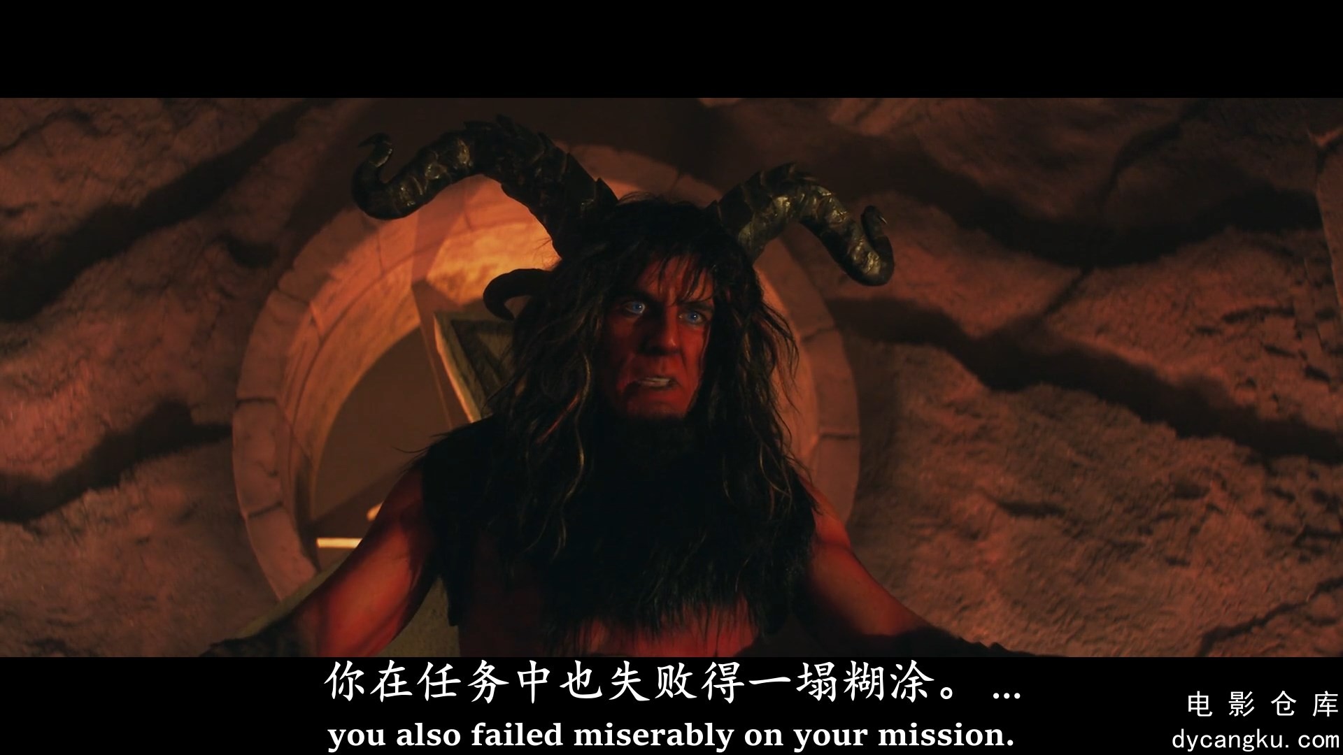 [电影仓库dycangku.com]Dear.Santa.2024.1080p.WEBRip.x264.中字.mp4_snapshot_01.29.20.232.jpg
