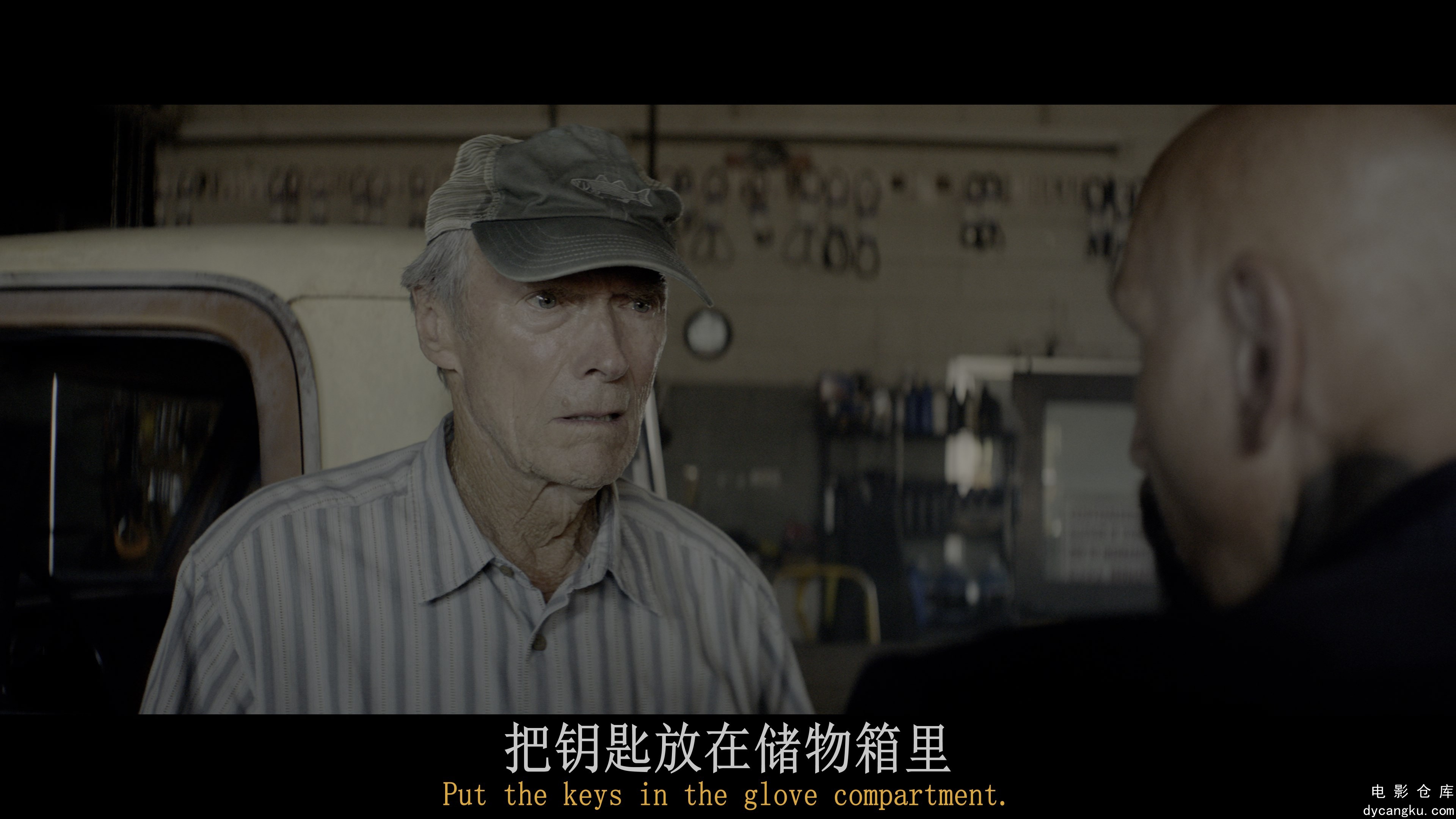 [电影仓库dycangku.com]The.Mule.2018.2160p.BluRay.REMUX.HEVC.DTS-HD.MA.5.1.mkv_sn.jpg