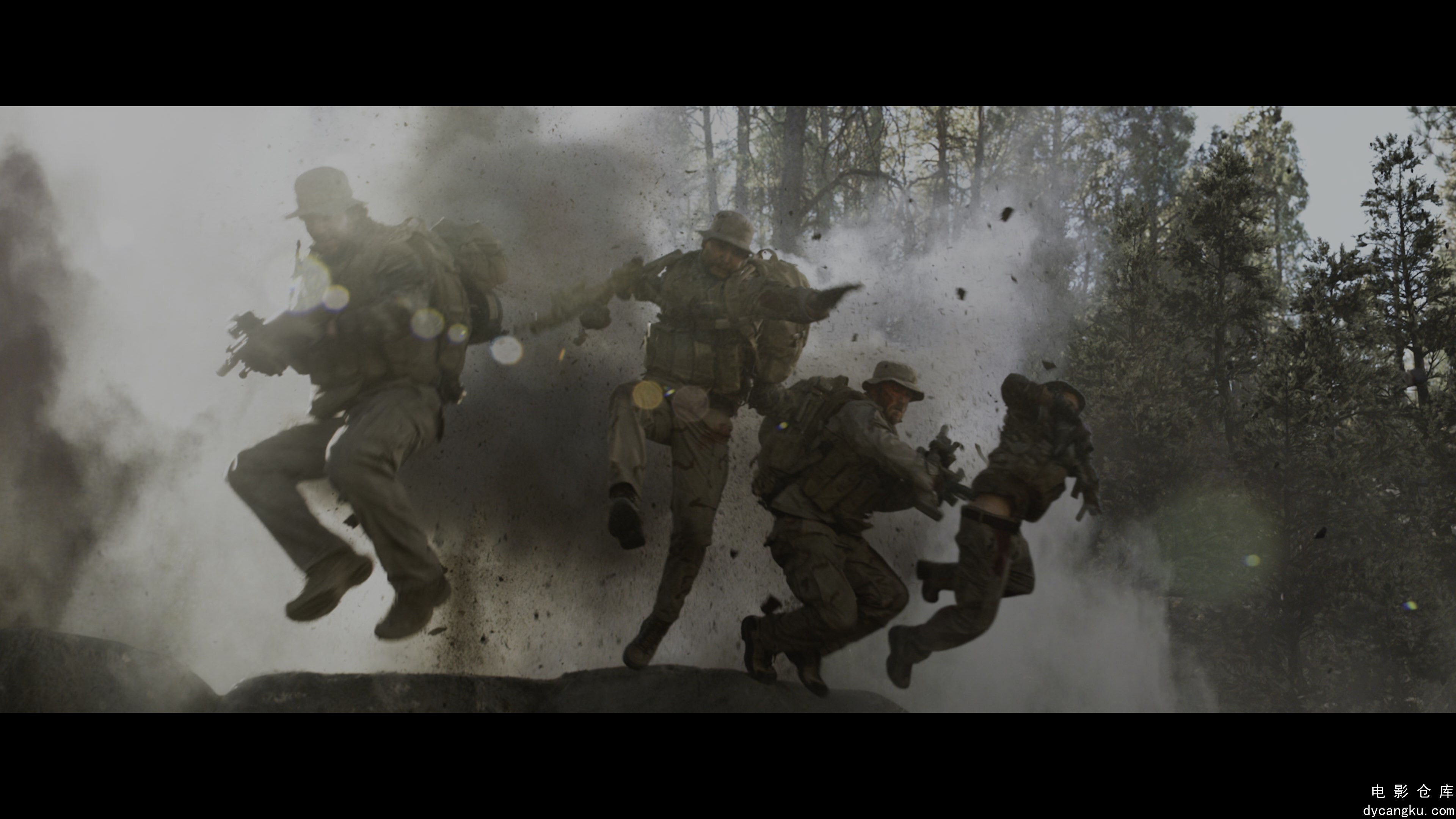 [电影仓库dycangku.com]Lone.Survivor.2013.PROPER.2160p.BluRay.REMUX.HEVC.DTS-X.7..jpg