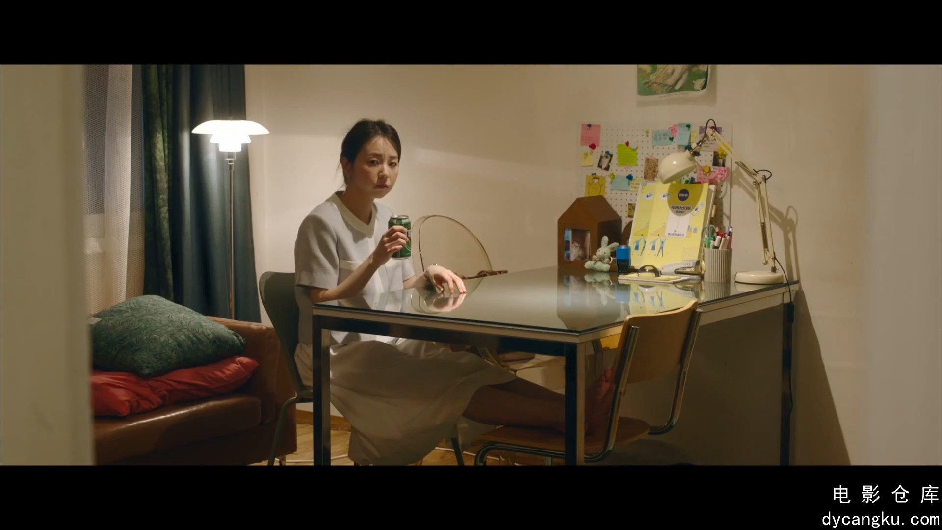 [电影仓库dycangku.com]大峙洞绯闻（2024）.mp4_snapshot_00.37.41.125.jpg