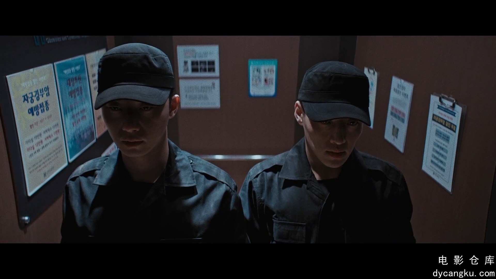 [电影仓库dycangku.com]青年警察 (2017) - 1080p.mp4_snapshot_01.33.30.045.jpg