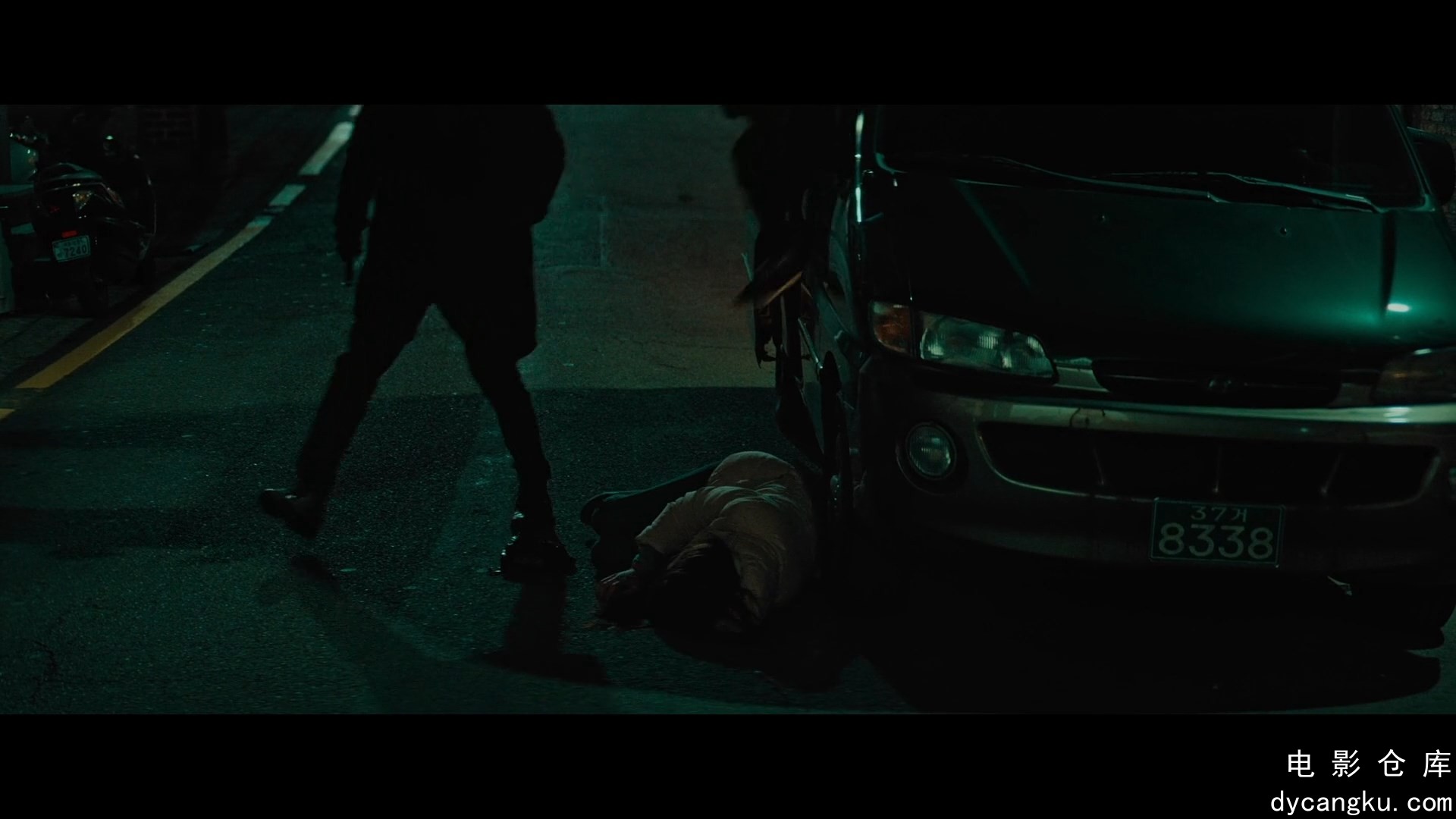 [电影仓库dycangku.com]青年警察 (2017) - 1080p.mp4_snapshot_00.29.56.960.jpg