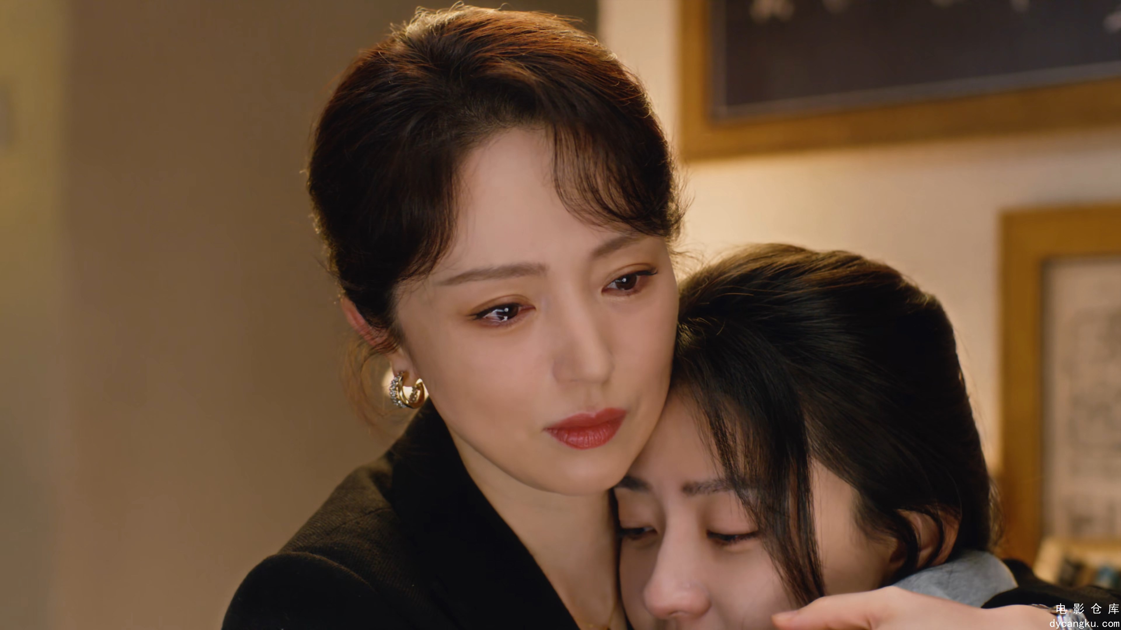 [电影仓库dycangku.com]白色橄榄树.The.White.Olive.Tree.S01E38.2025.2160p.WEB-DL.D.jpg