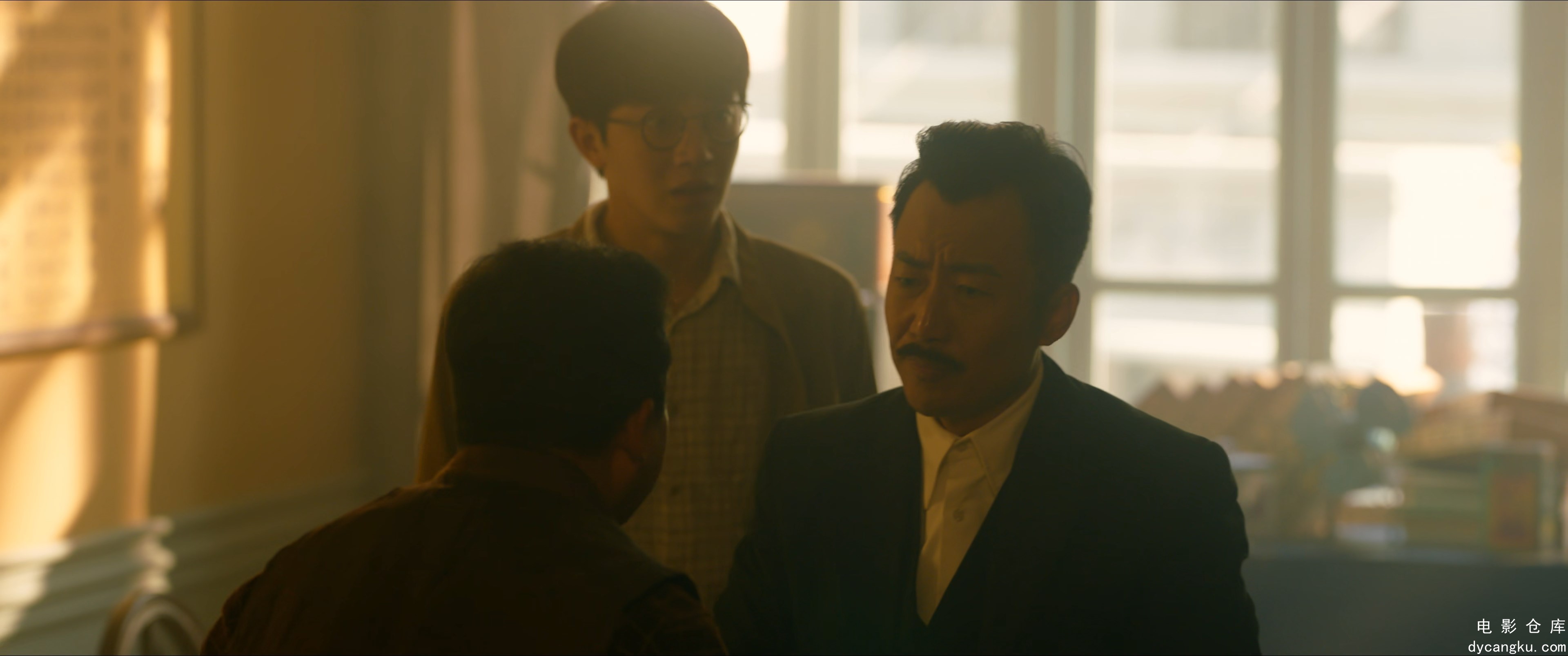 [电影仓库dycangku.com]漫影寻踪.Back.For.You.S01E06.2025.2160p.WEB-DL.DDP5.1.H265.jpg