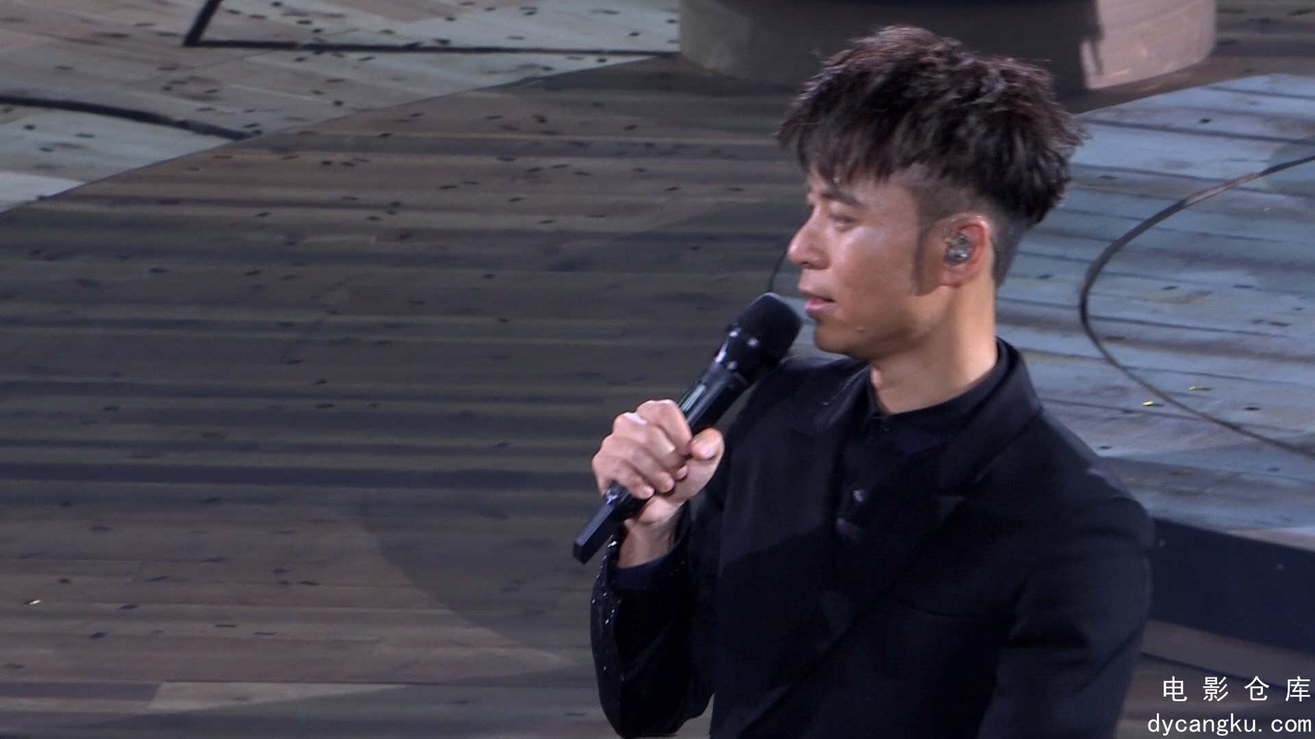 [电影仓库dycangku.com]Joey.Yung.&.Hacken.Lee.Concert.Live.2015.BluRay.1080p.DTS-.jpg