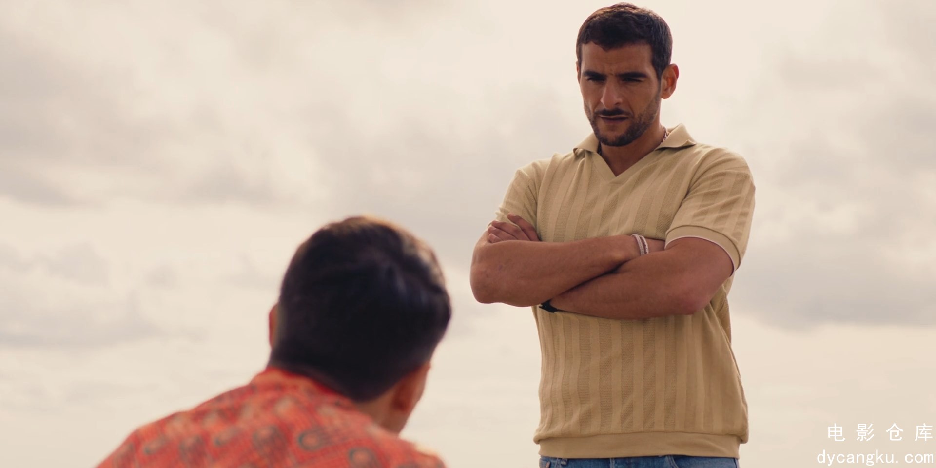 [电影仓库dycangku.com]Tigres.Et.Hyenes.2024.1080p.WEBRip.x264.AAC5.1.mkv_snapsho.jpg
