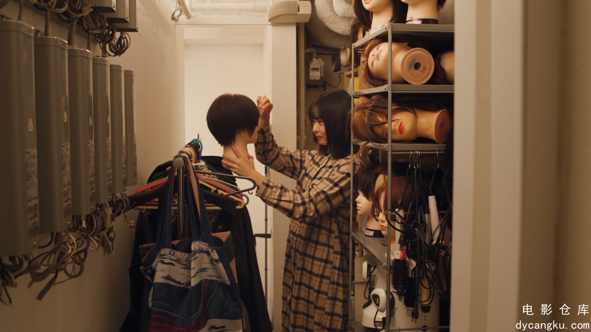 [电影仓库dycangku.com]不同星球的奇怪恋人.違う惑星の変な恋人.2023.1080p.WEB-DL.中.jpg