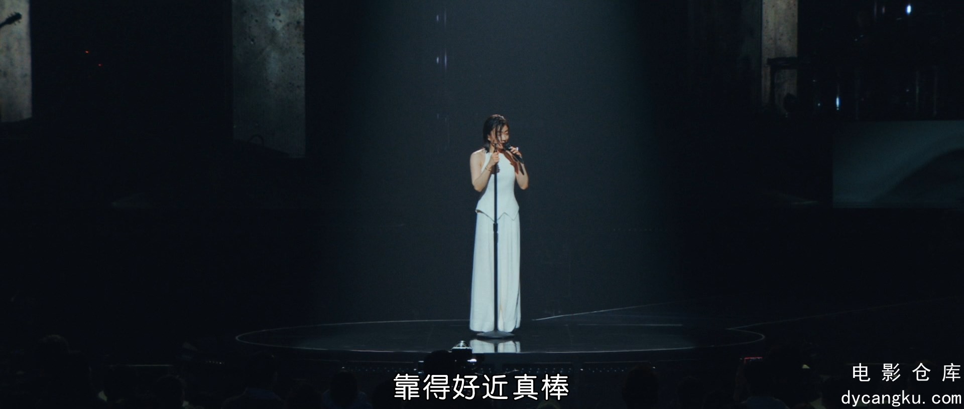 [电影仓库dycangku.com]Hikaru.Utada.Science.Fiction.Tour.2024.1080p.BluRay.x264.m.jpg