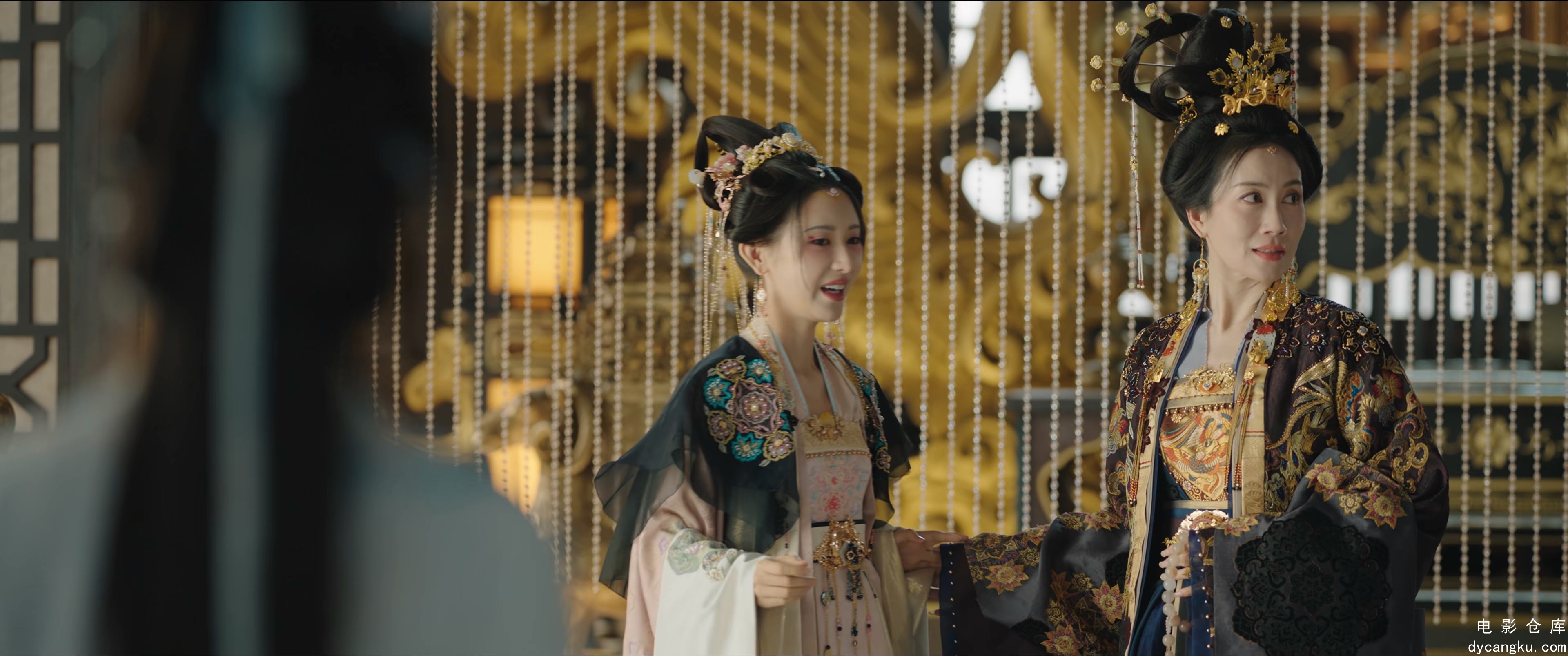 [电影仓库dycangku.com]16 4K.mkv_snapshot_19.26.782.jpg