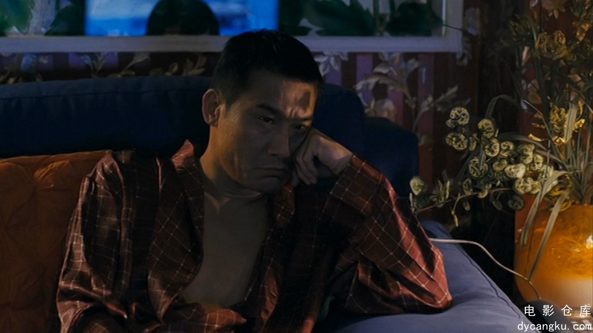 [电影仓库dycangku.com]苹果.mkv_snapshot_00.58.07.182.jpg